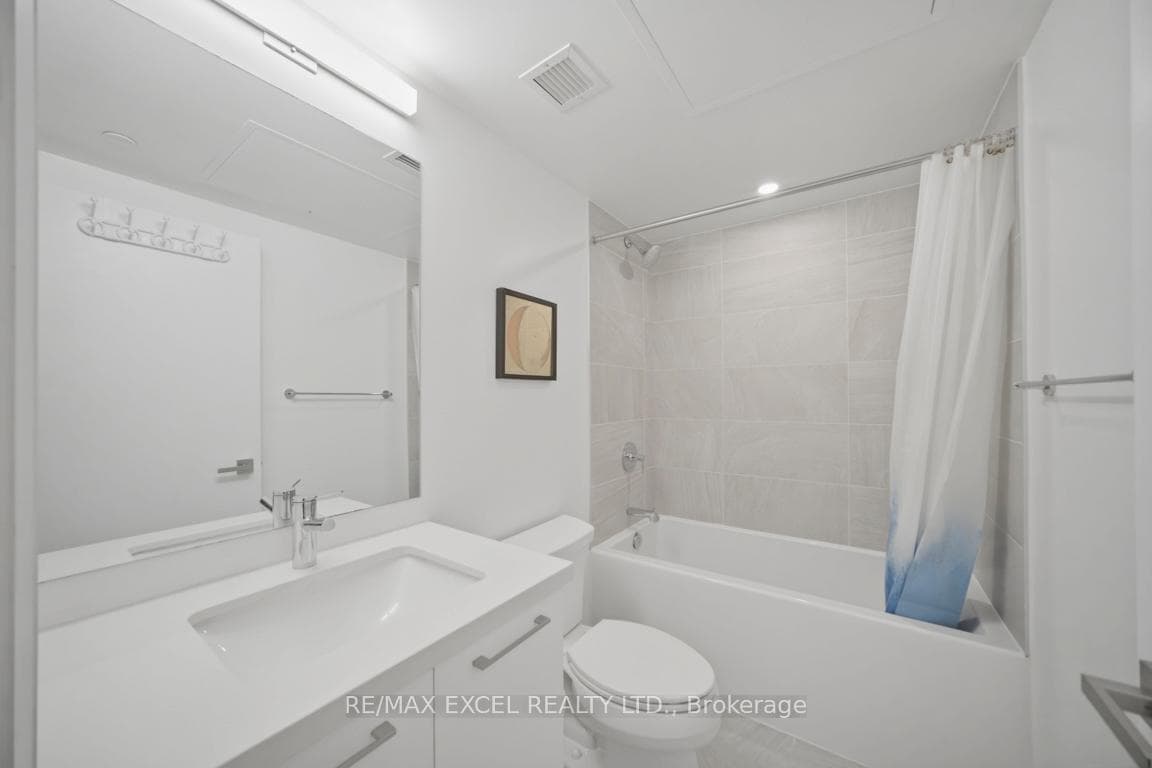 33 Frederick Todd Way Unit 303 - Condo photo 34 of 49 in Flemingdon Park / Don Mills, Ontario