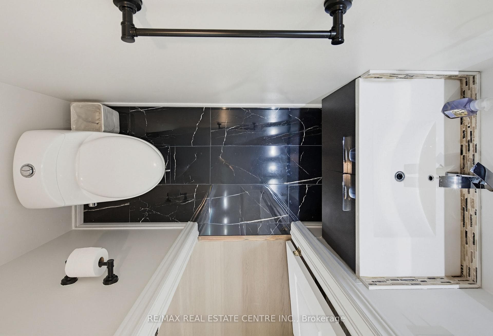7 Resserville Street - Detached photo 13 of 43 in Brampton, Ontario