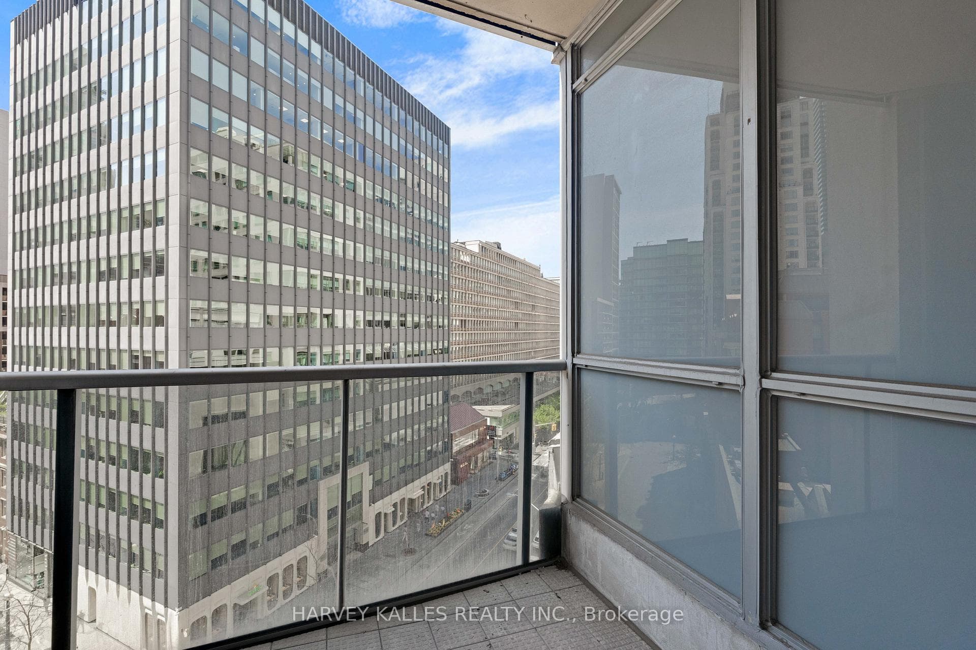 10 Bellair Street Unit 603 - Condo photo 11 of 38 in Annex / Yorkville / Summerhill, Ontario