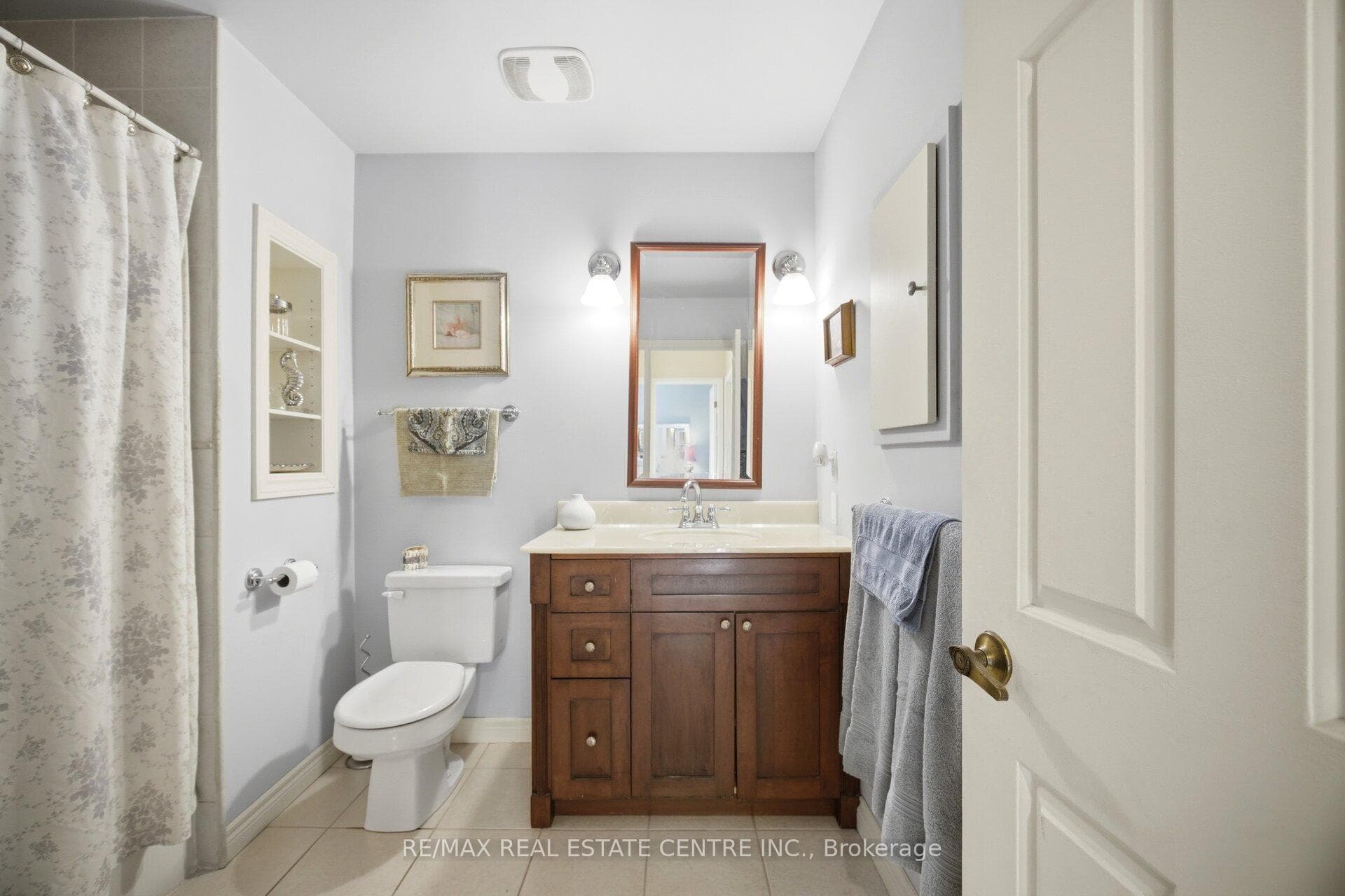 2800 Bucklepost Crescent - Semi-Detached photo 26 of 46 in Mississauga, Ontario