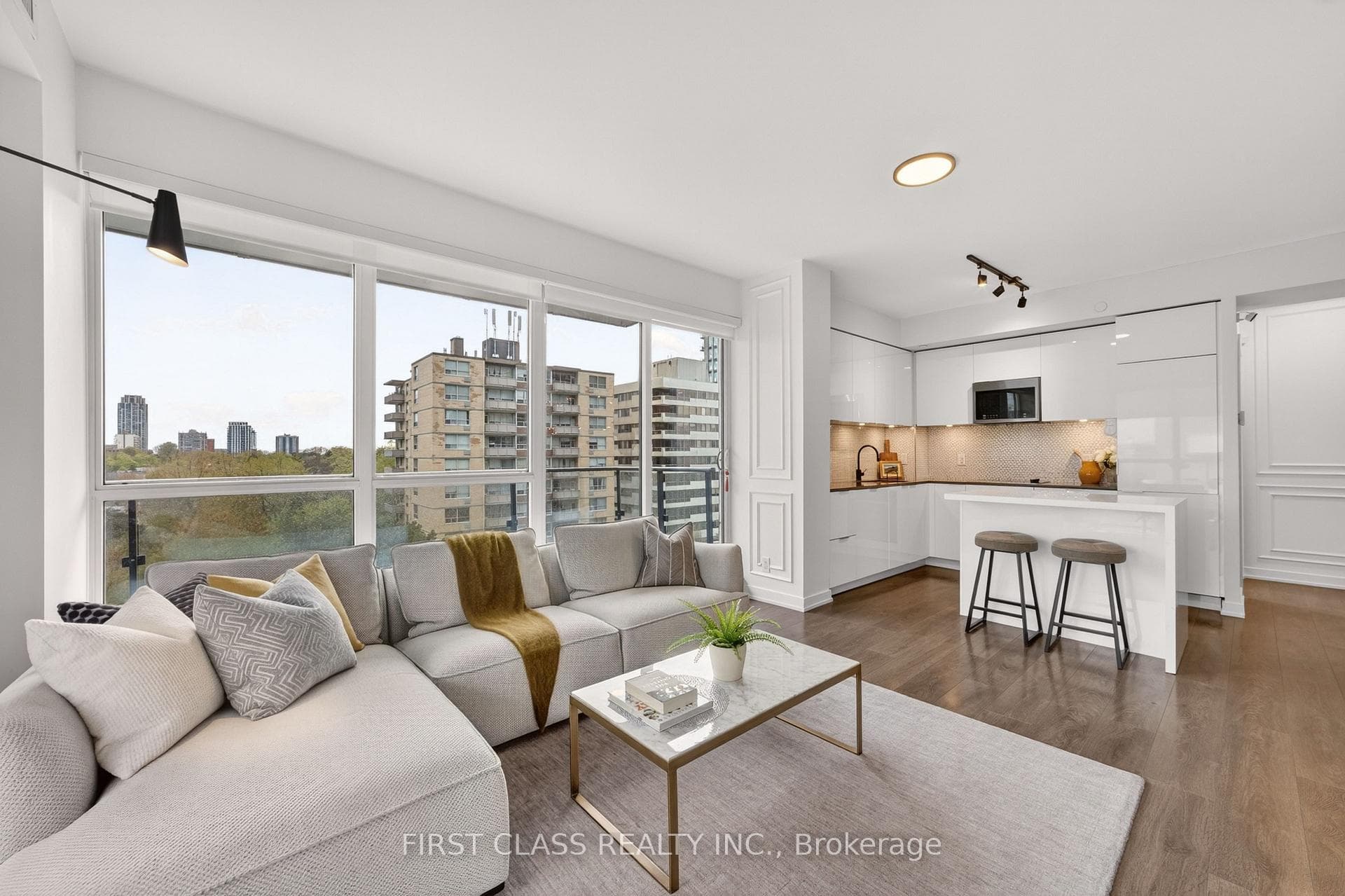609 Avenue Road Unit 707 - Condo photo 11 of 30 in Annex / Yorkville / Summerhill, Ontario