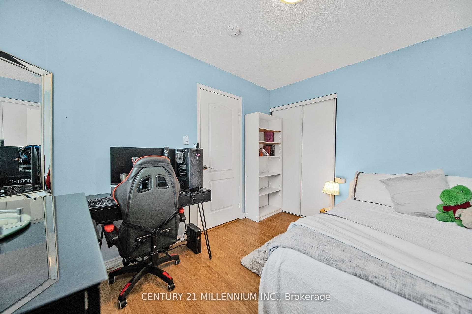 34 Gardenia Way - Townhouse photo 29 of 36 in Caledon, Ontario