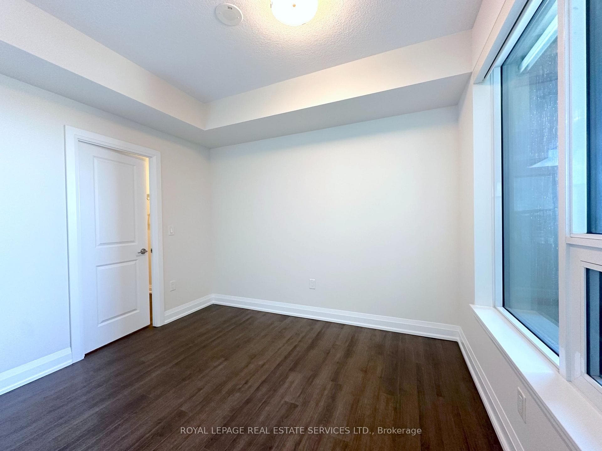 2333 Taunton Road Unit 901 - Condo photo 11 of 25 in Oakville, Ontario