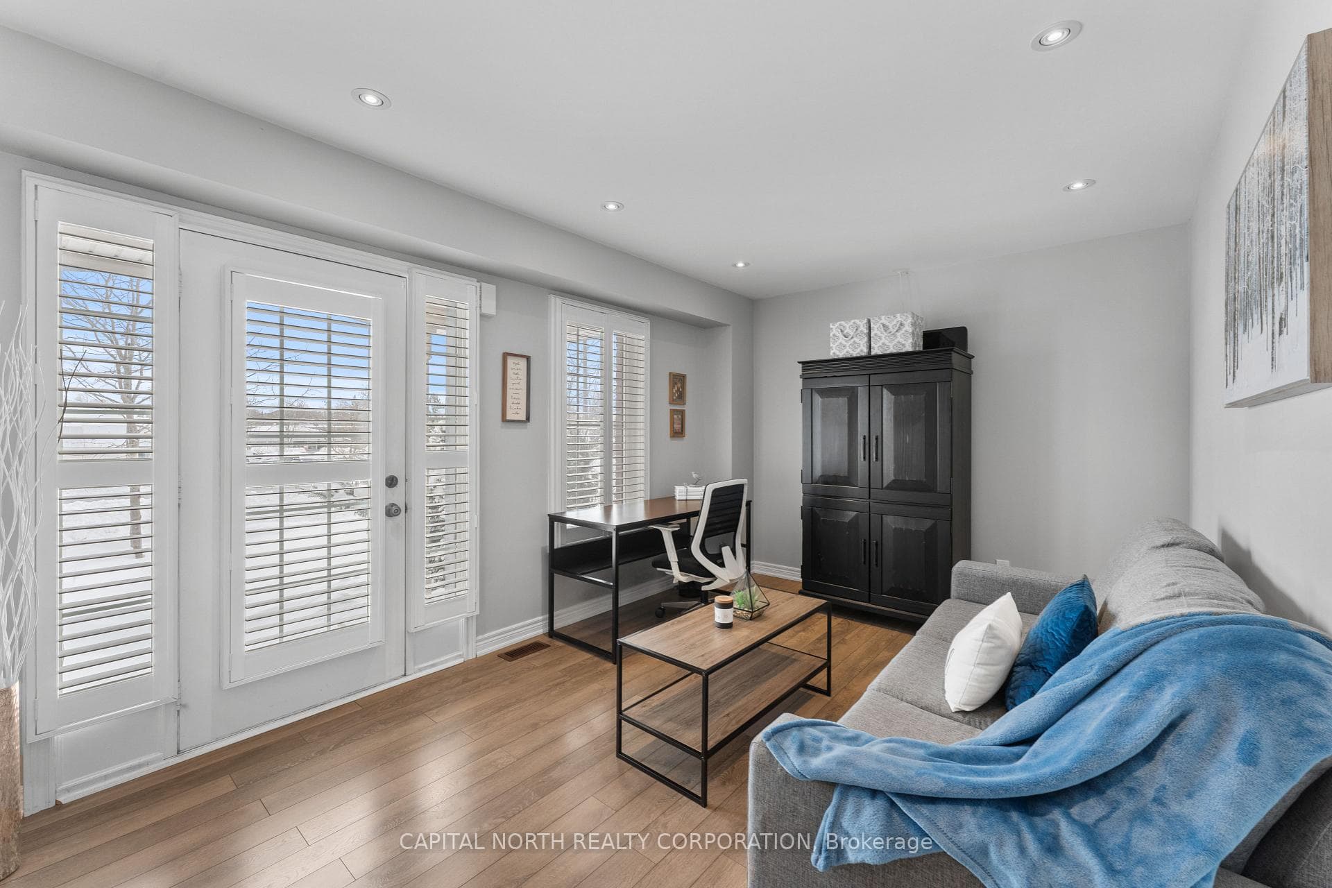 36 Mcdevitt Lane - Townhouse photo 6 of 43 in Caledon, Ontario