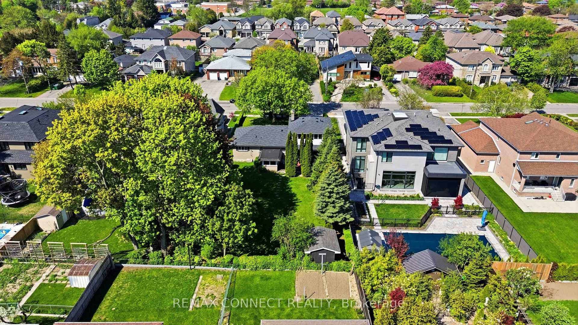 107 Fairglen Avenue - Detached photo 50 of 50 in Scarborough Village / Eglinton East, Ontario