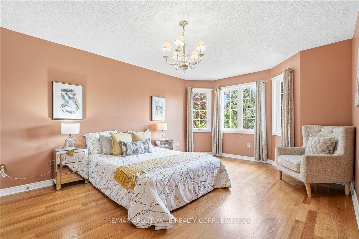 2055 Blacksmith Lane - Detached photo 29 of 49 in Oakville, Ontario