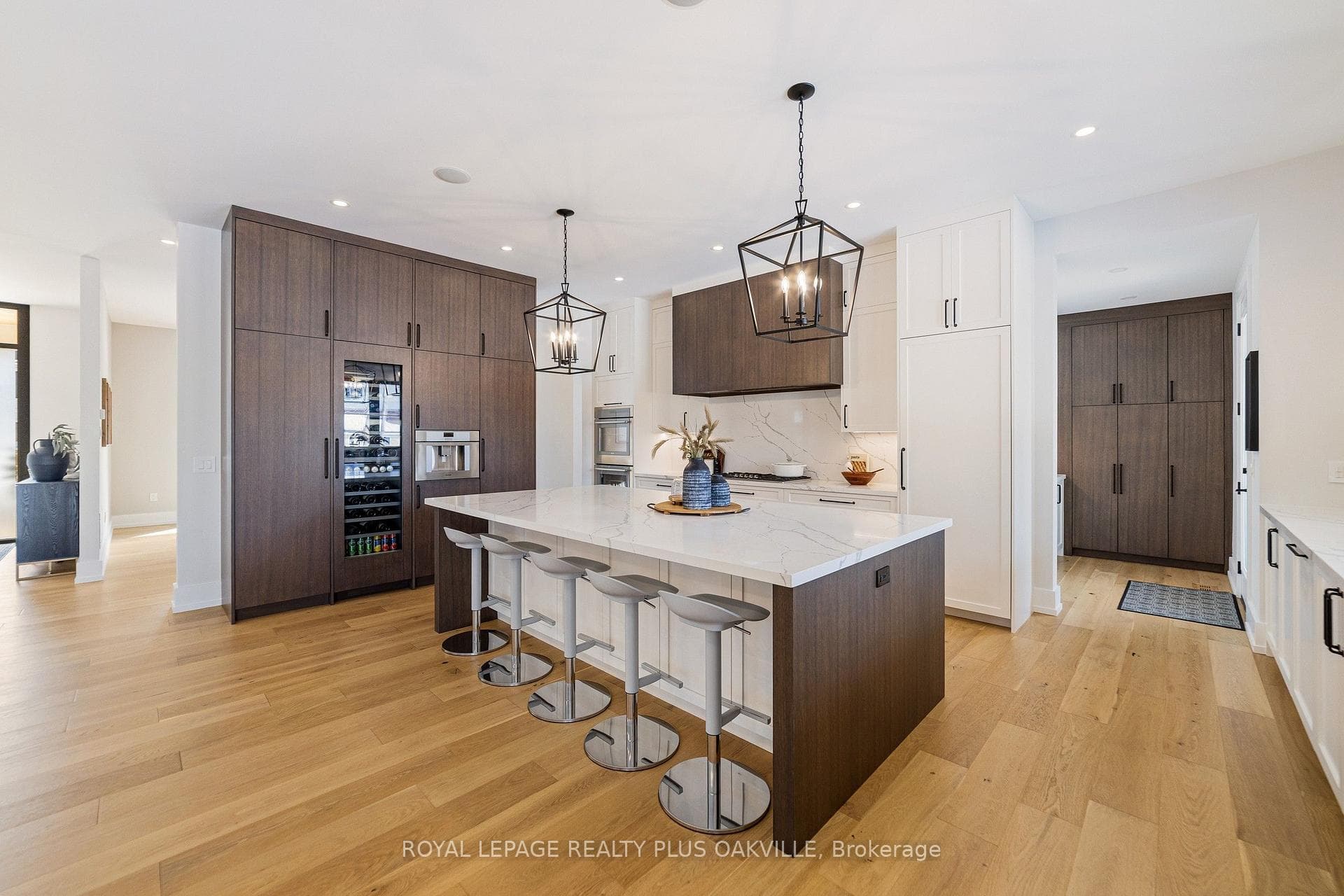 2057 Salvator Boulevard - Detached photo 18 of 50 in Oakville, Ontario