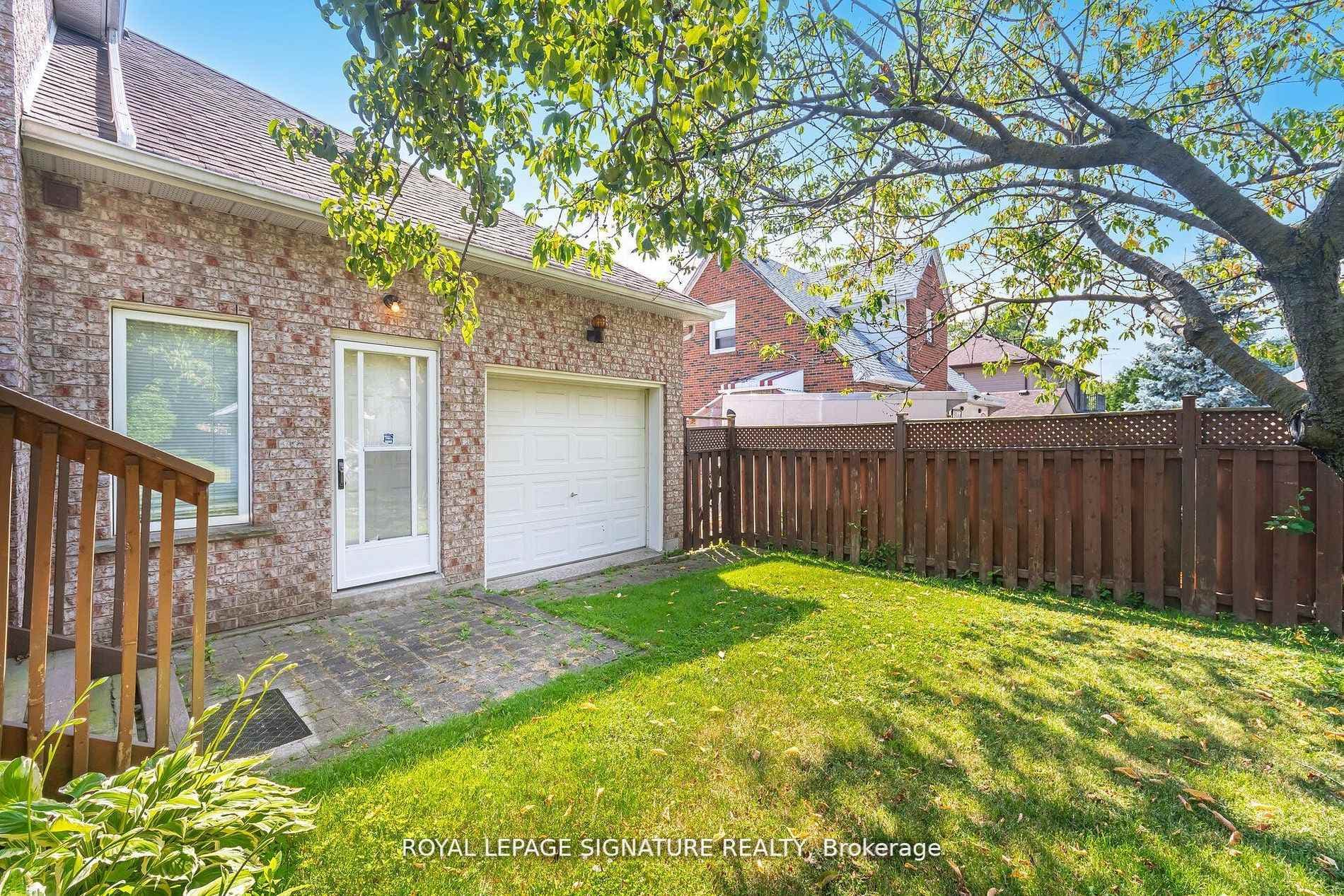 4097 Hickory Drive - Detached photo 6 of 42 in Mississauga, Ontario