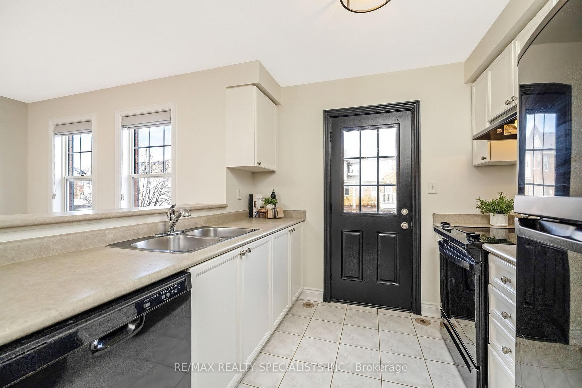 3032 Drumloch Avenue - Townhouse photo 17 of 29 in Oakville, Ontario