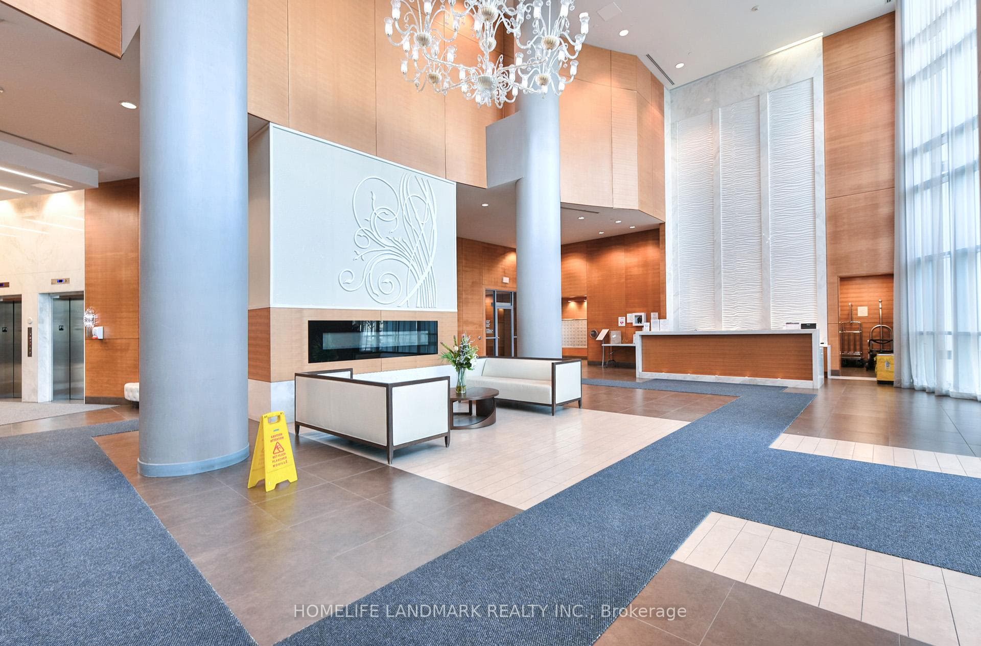 80 Marine Parade Drive Unit 227 - Condo photo 2 of 11 in Liberty Village / Parkdale / South Parkdale, Ontario