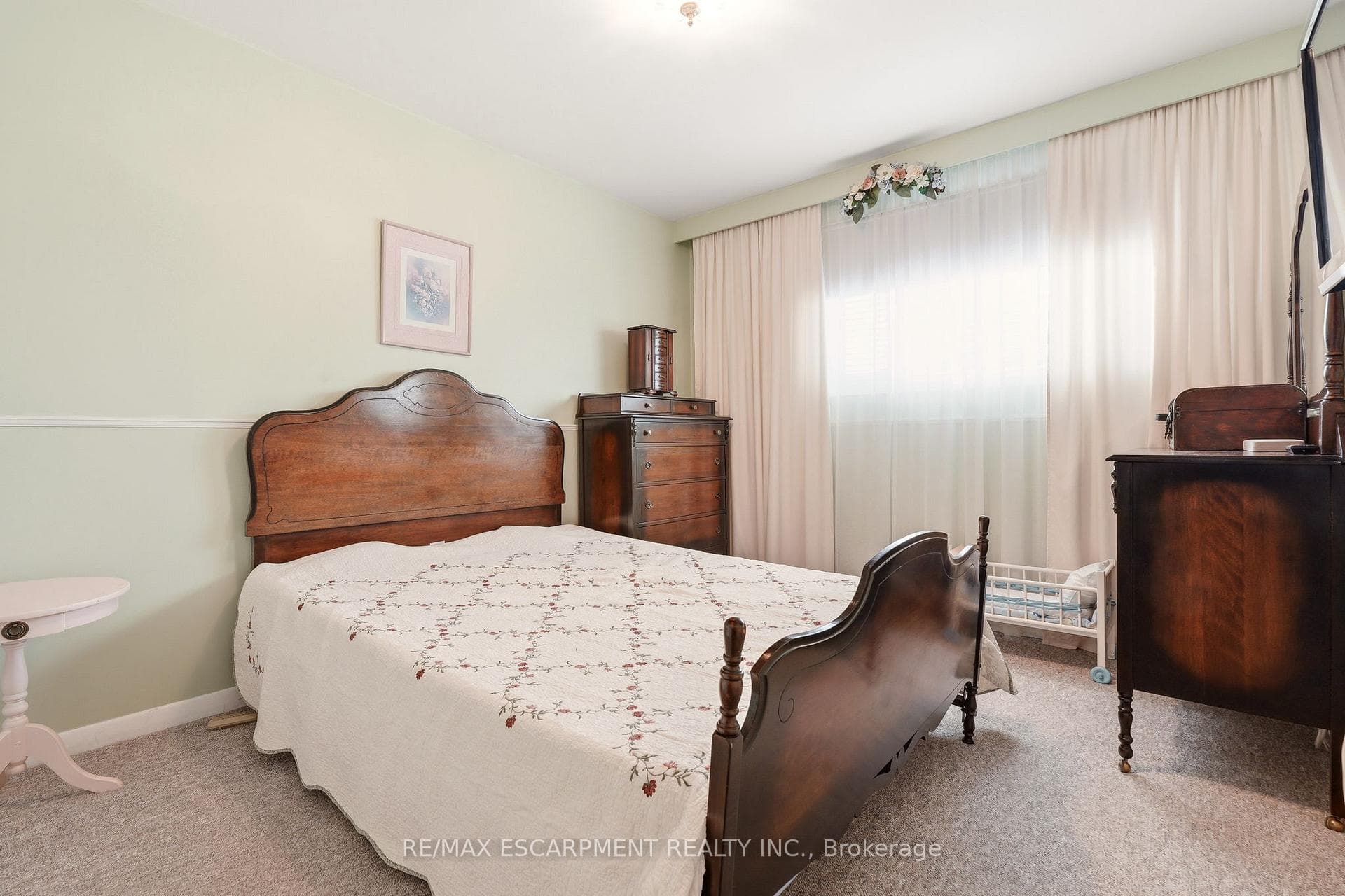 491 Warminster Drive - Detached photo 13 of 25 in Oakville, Ontario