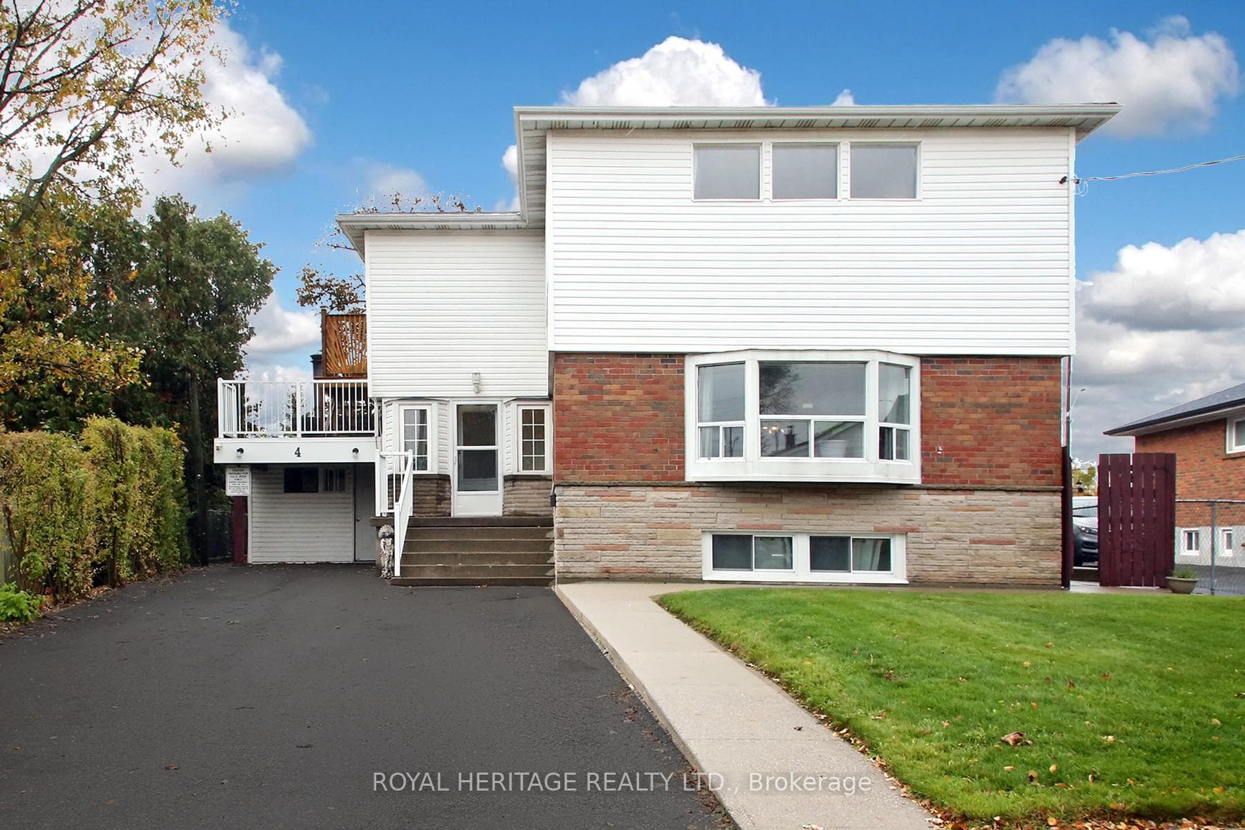 4 Brantwood Drive - Detached photo 1 of 38 in Scarborough (West Hill / Highland Creek), Ontario