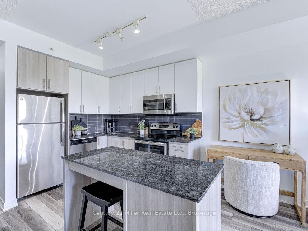 1284 Guelph Line Unit 305 - Condo photo 6 of 30 in Burlington, Ontario