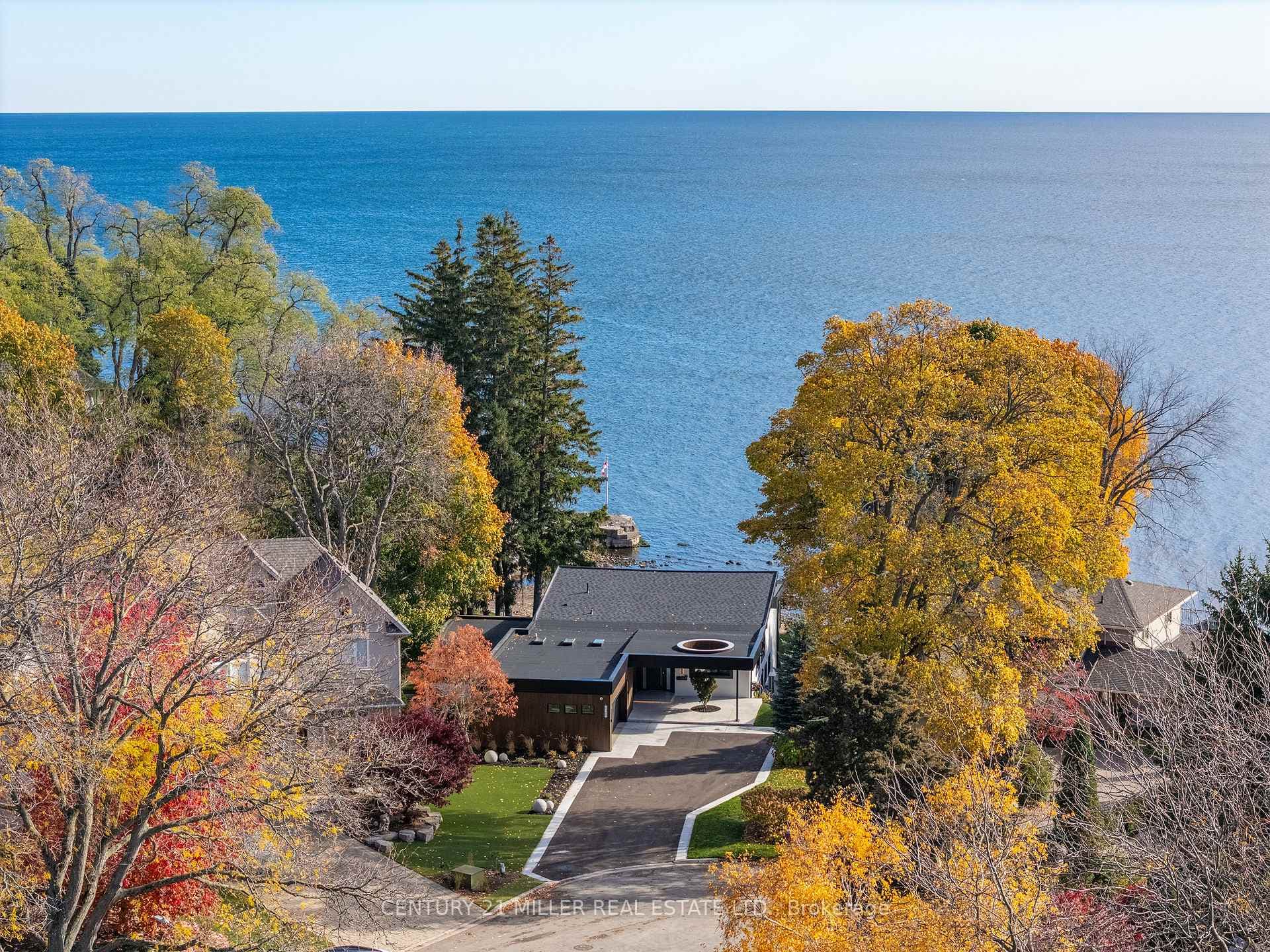 121 Edgecliffe Place - Detached for sale in Brant Hills, Ontario