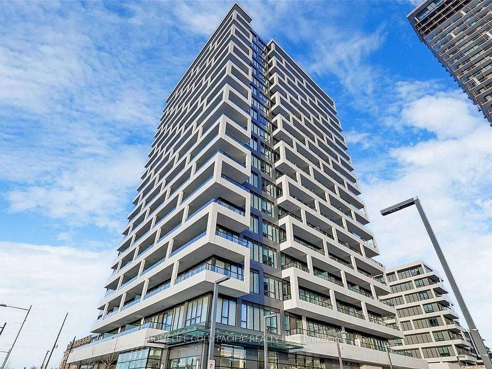 38 Water Walk Drive Unit 731 - home for sale in Markham, Ontario