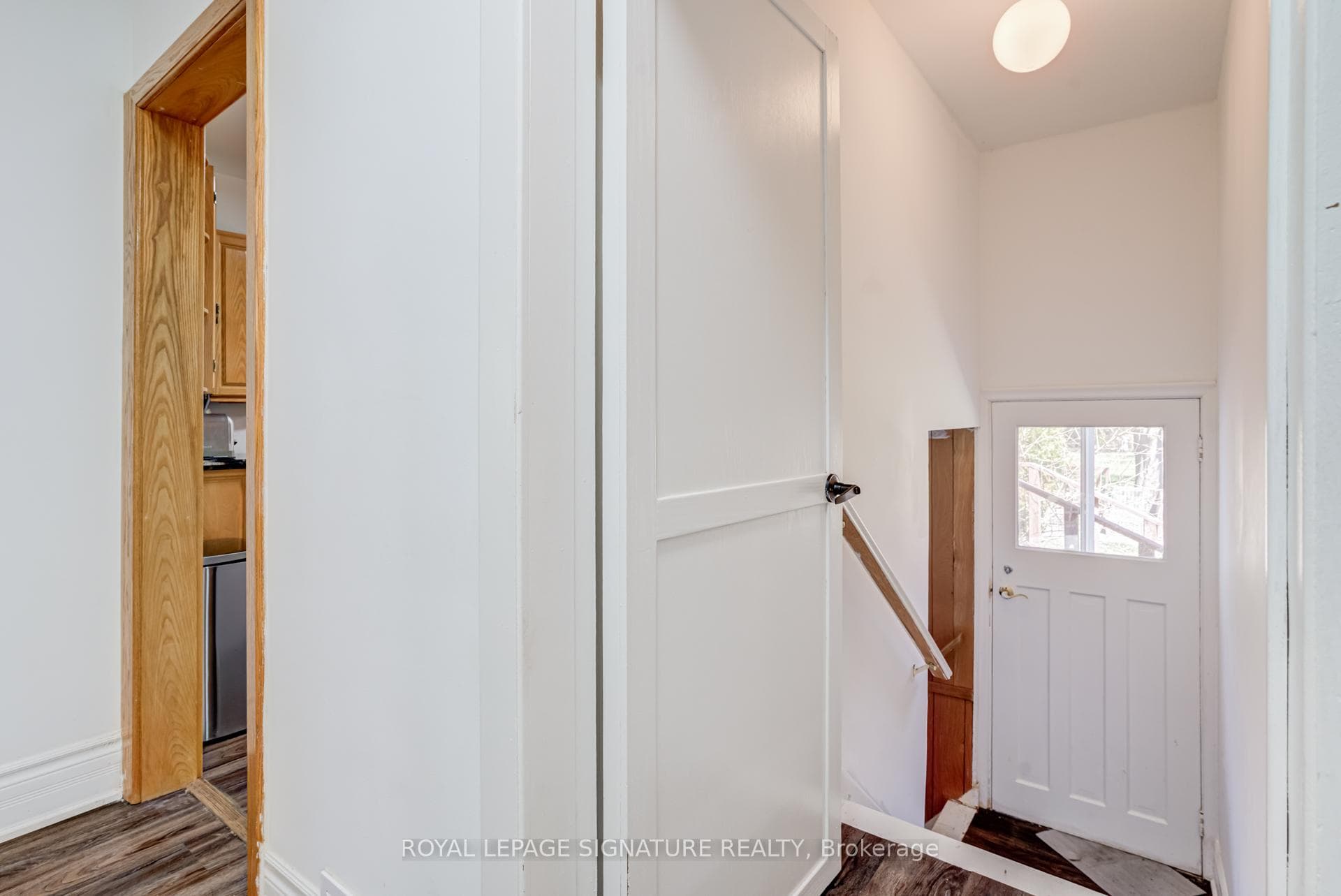 411 Maplehurst Avenue - Detached photo 19 of 31 in Oakville, Ontario