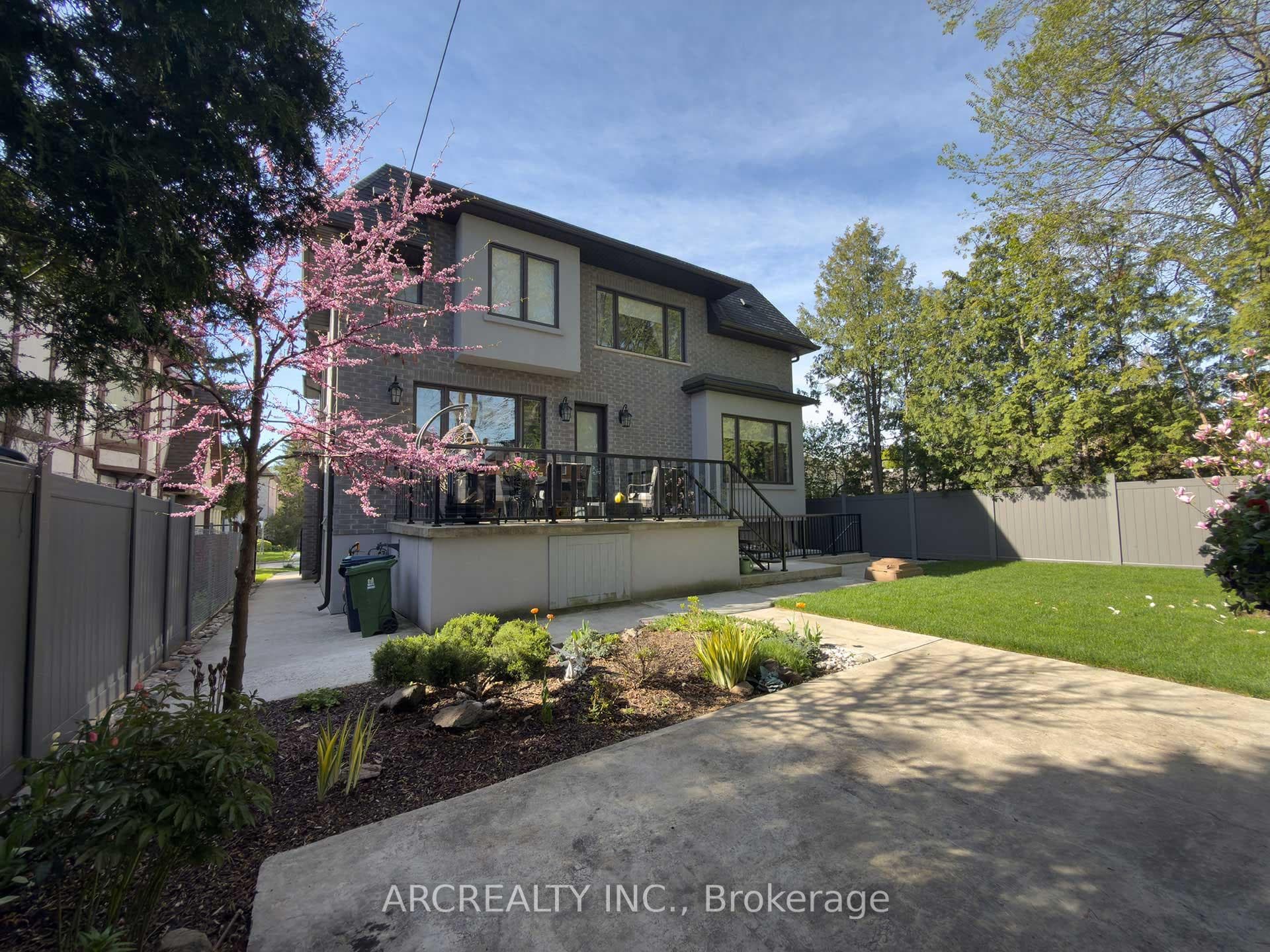 188 Alfred Avenue - Detached photo 43 of 49 in Willowdale / Newtonbrook, Ontario
