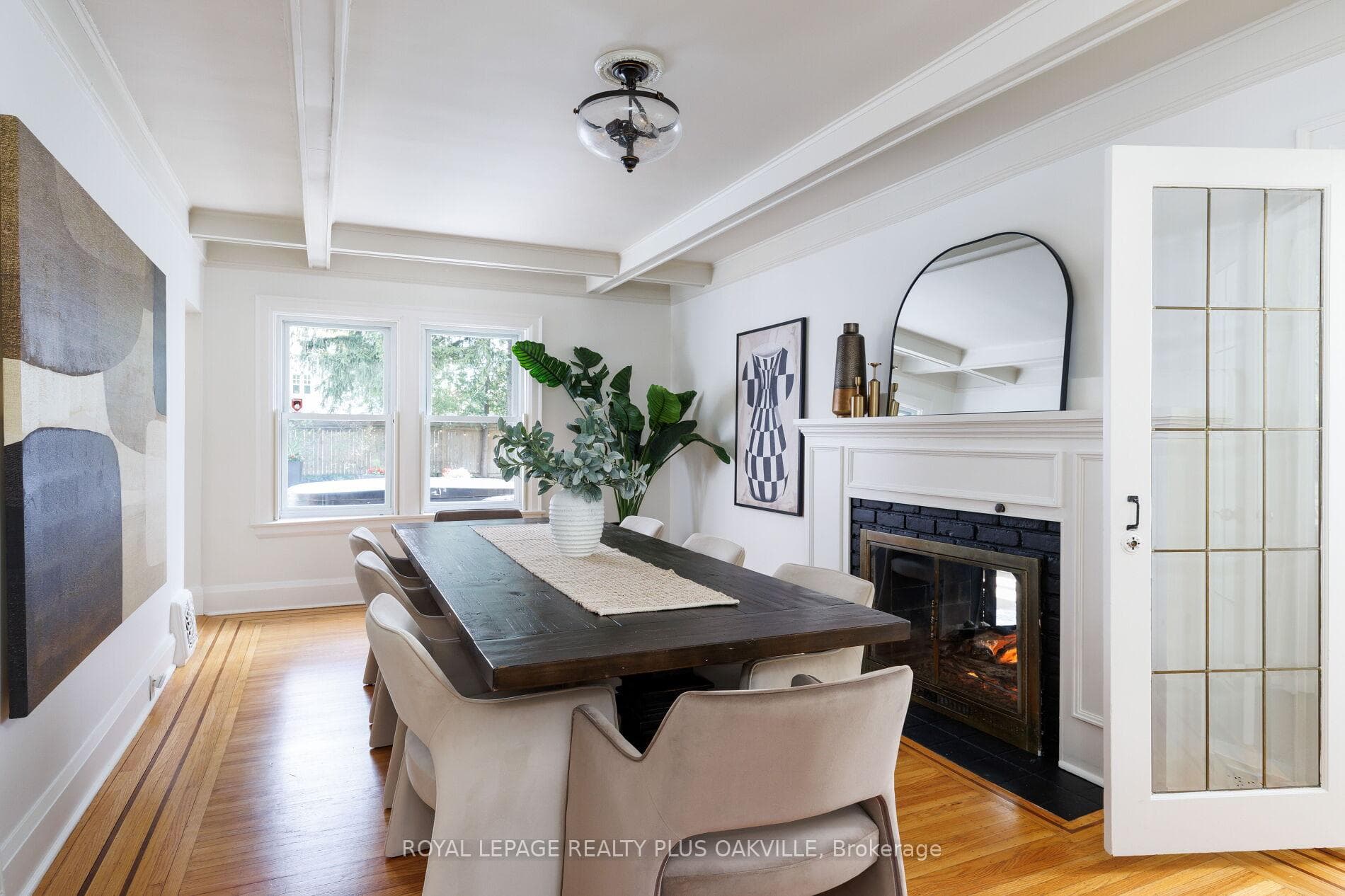 373 Rossmore Boulevard - Detached photo 8 of 50 in Burlington, Ontario