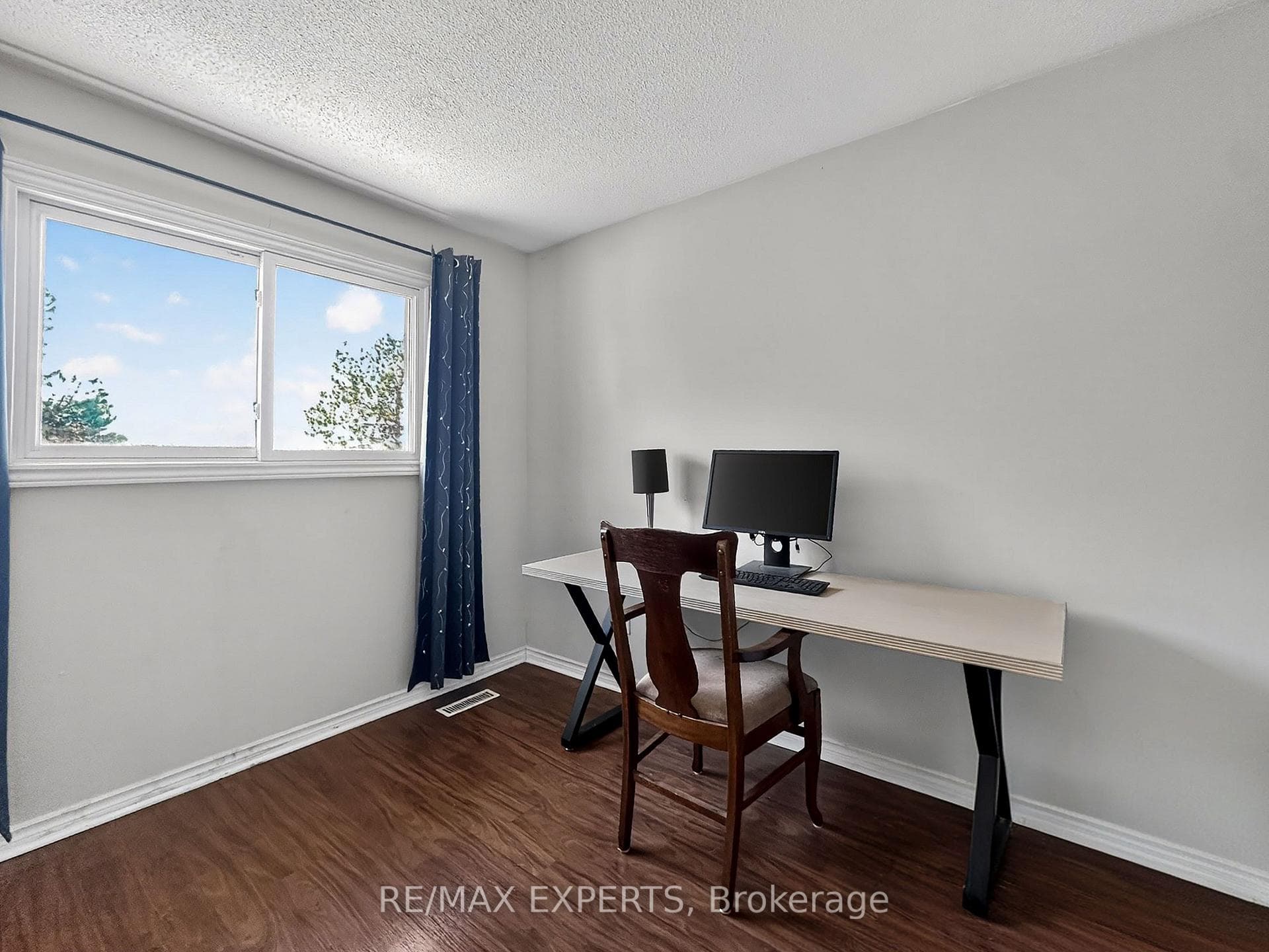 86 Sutter Avenue - Detached photo 18 of 33 in Brampton, Ontario