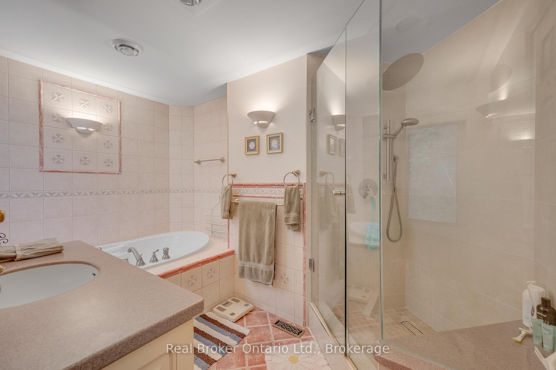 6366 Miller's Grove - Detached photo 25 of 46 in Mississauga, Ontario