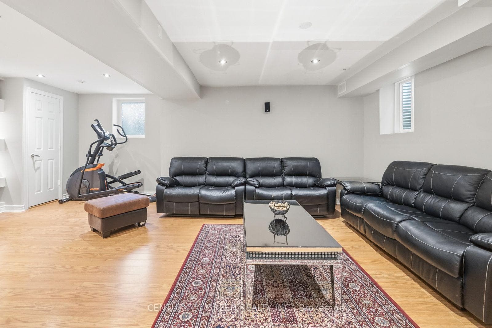 913 Philbrook Drive - Semi-Detached photo 44 of 50 in Milton, Ontario
