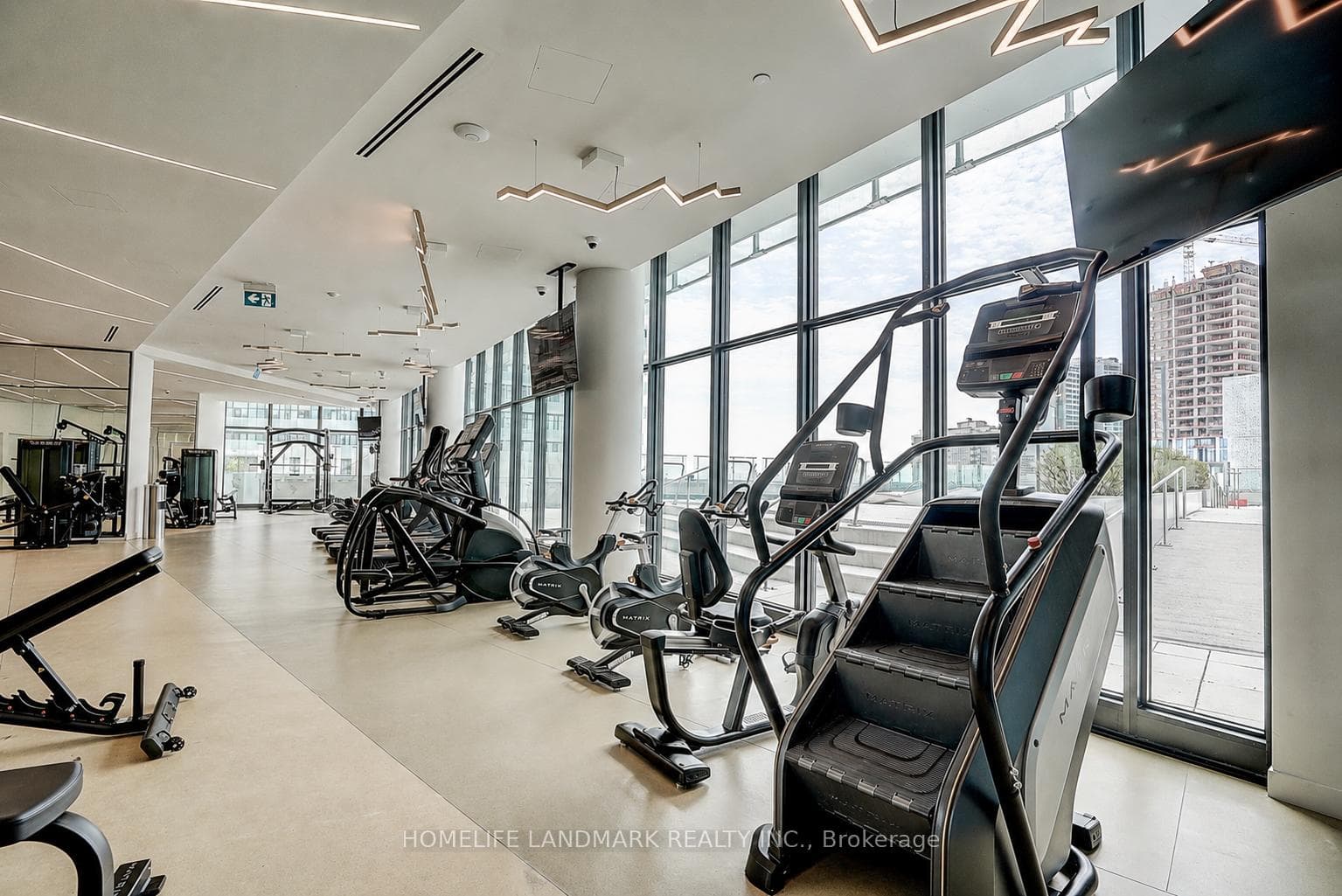 3900 Confederation Parkway Unit 3710 - Condo photo 49 of 50 in Mississauga, Ontario