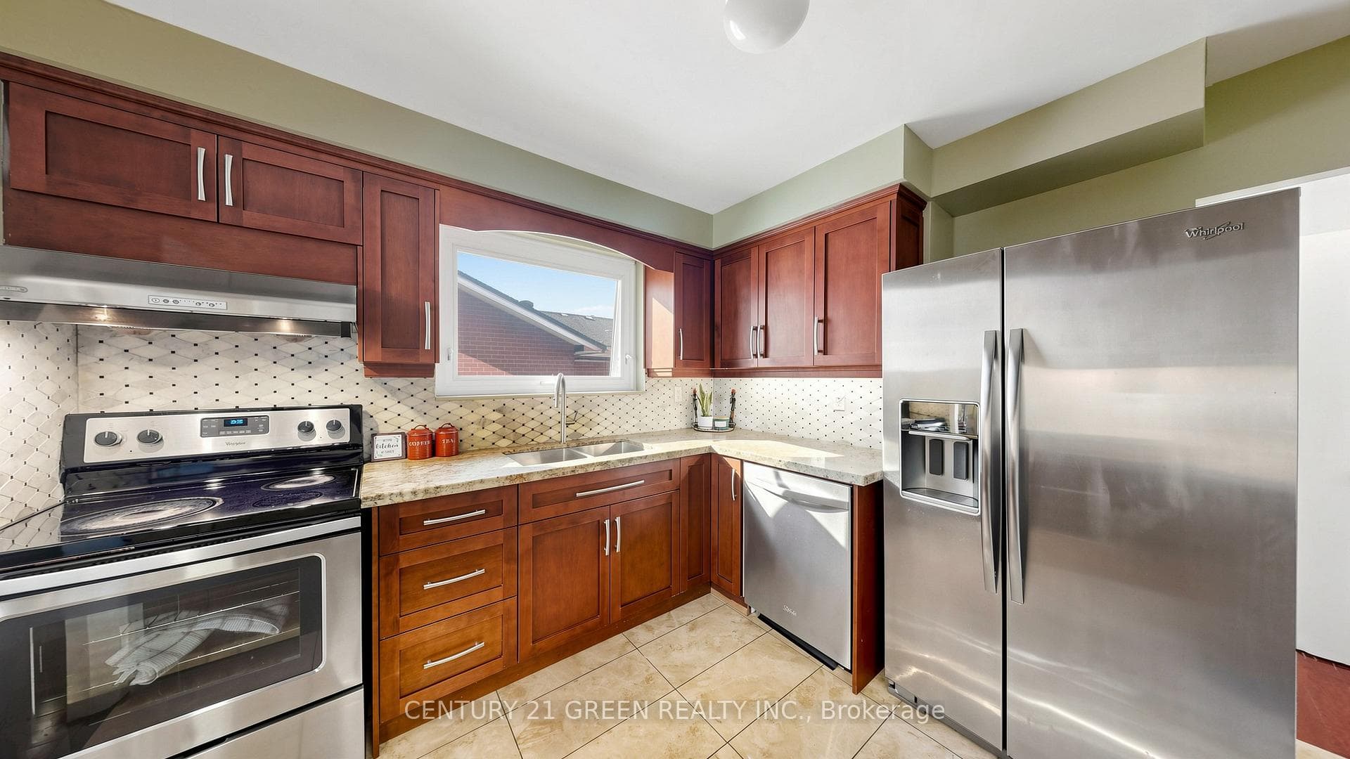 95 Kearney Drive - Detached photo 17 of 45 in Etobicoke (West Mall / Rexdale), Ontario