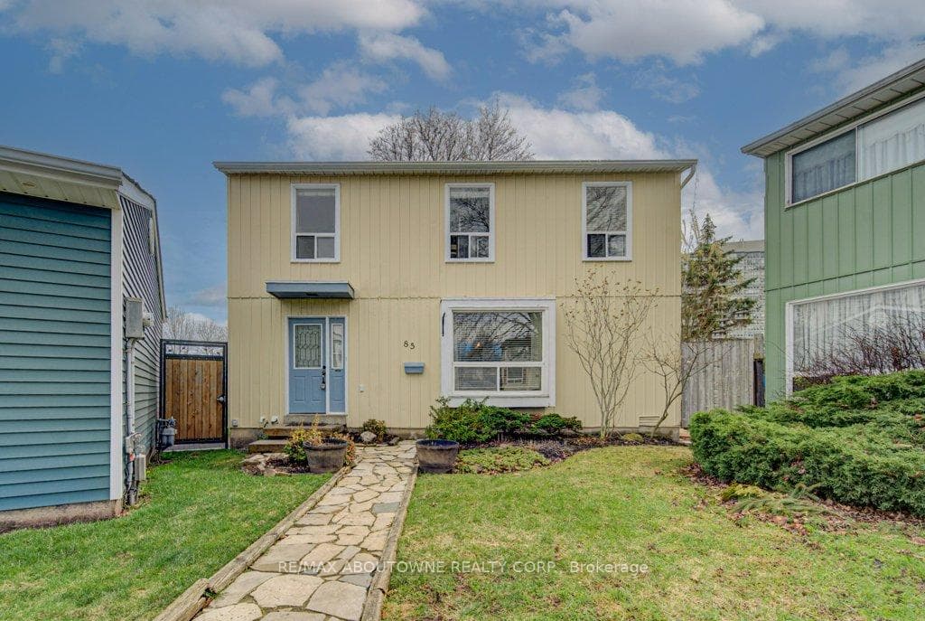 85 Huntingwood Crescent - Detached for sale in Mount Pleasant, Ontario