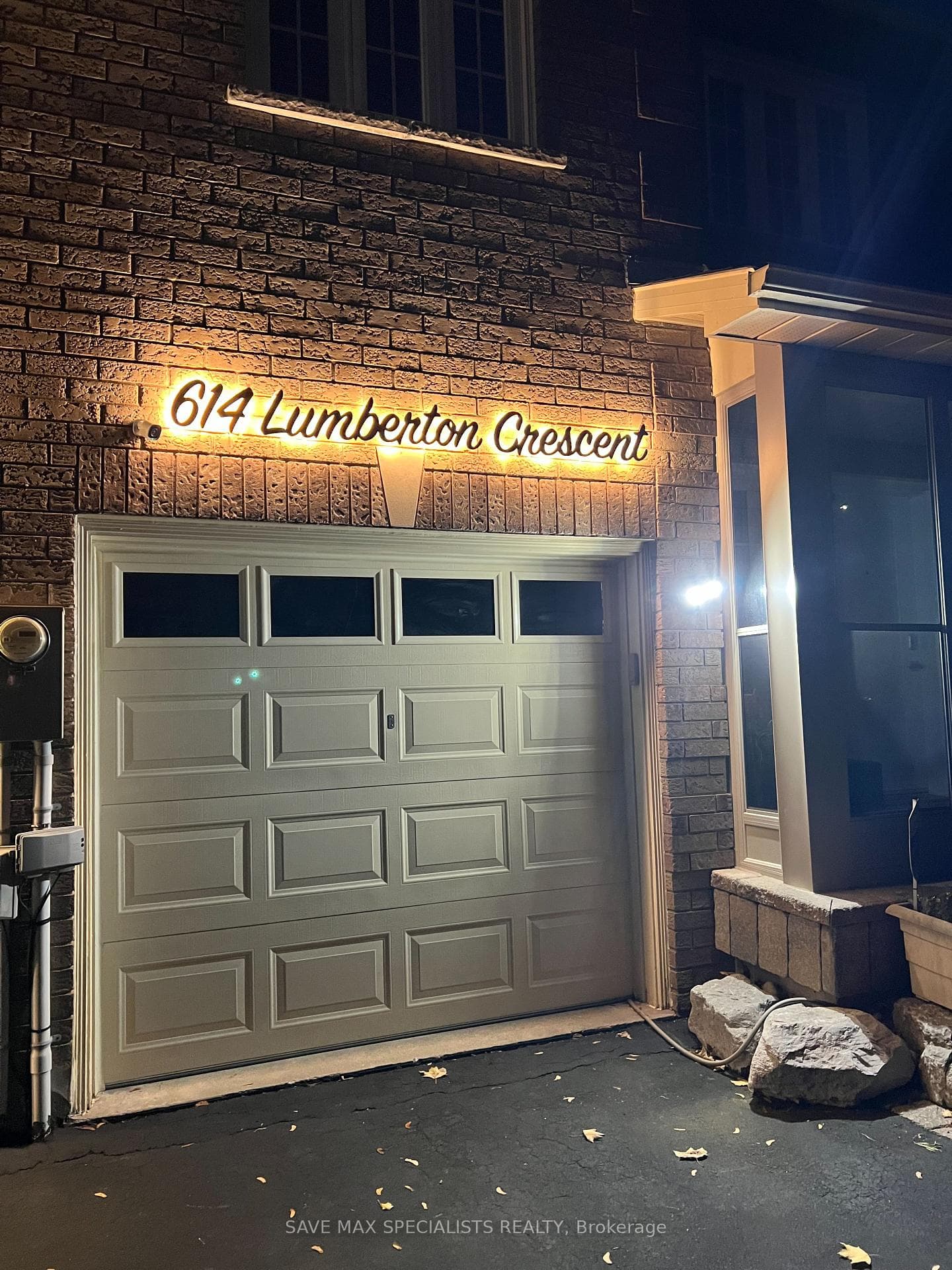 614 Lumberton Crescent - home for sale in Mississauga, Ontario