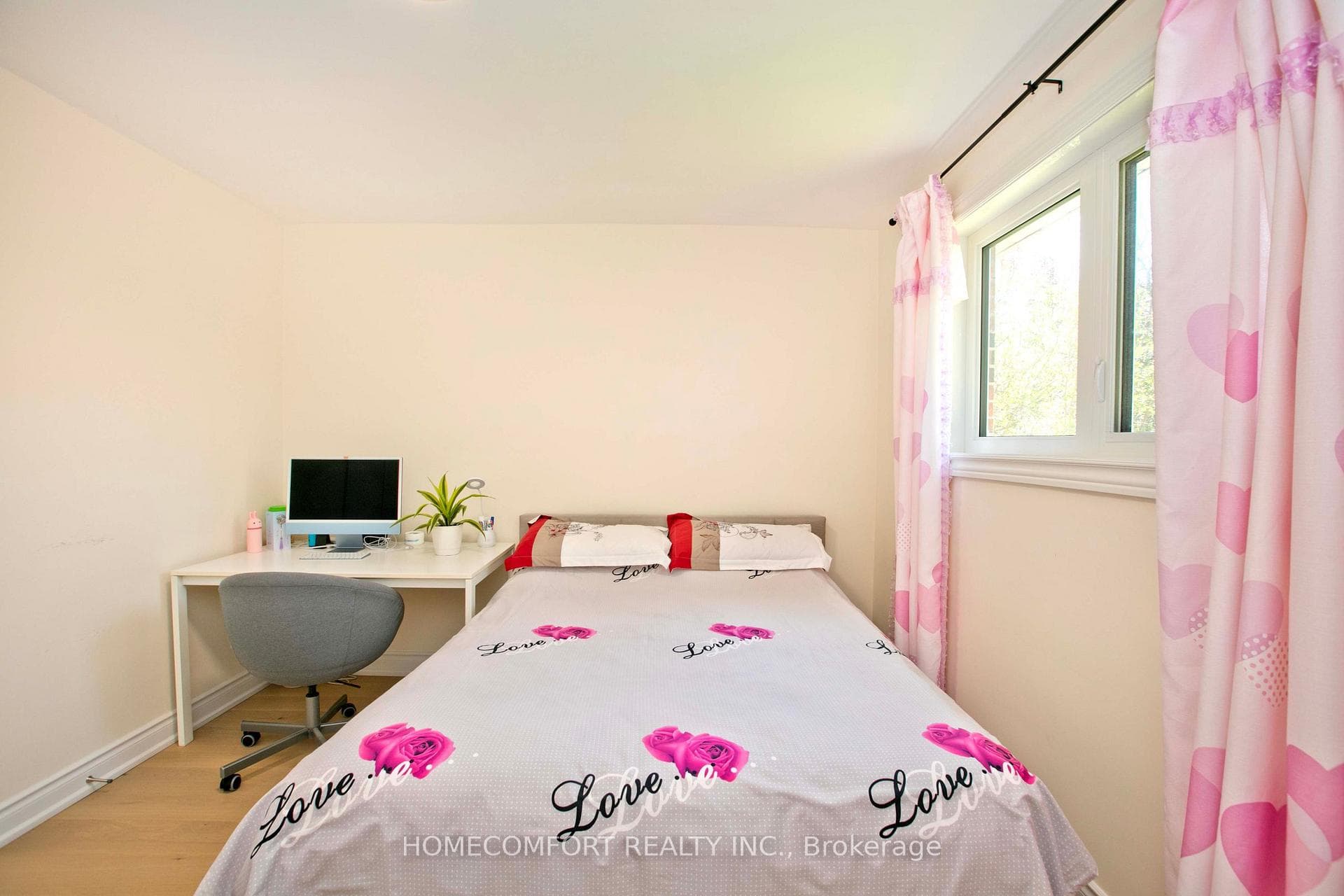 19 Oldborough Circle - Detached photo 15 of 37 in Hillcrest Village / Bayview Village, Ontario