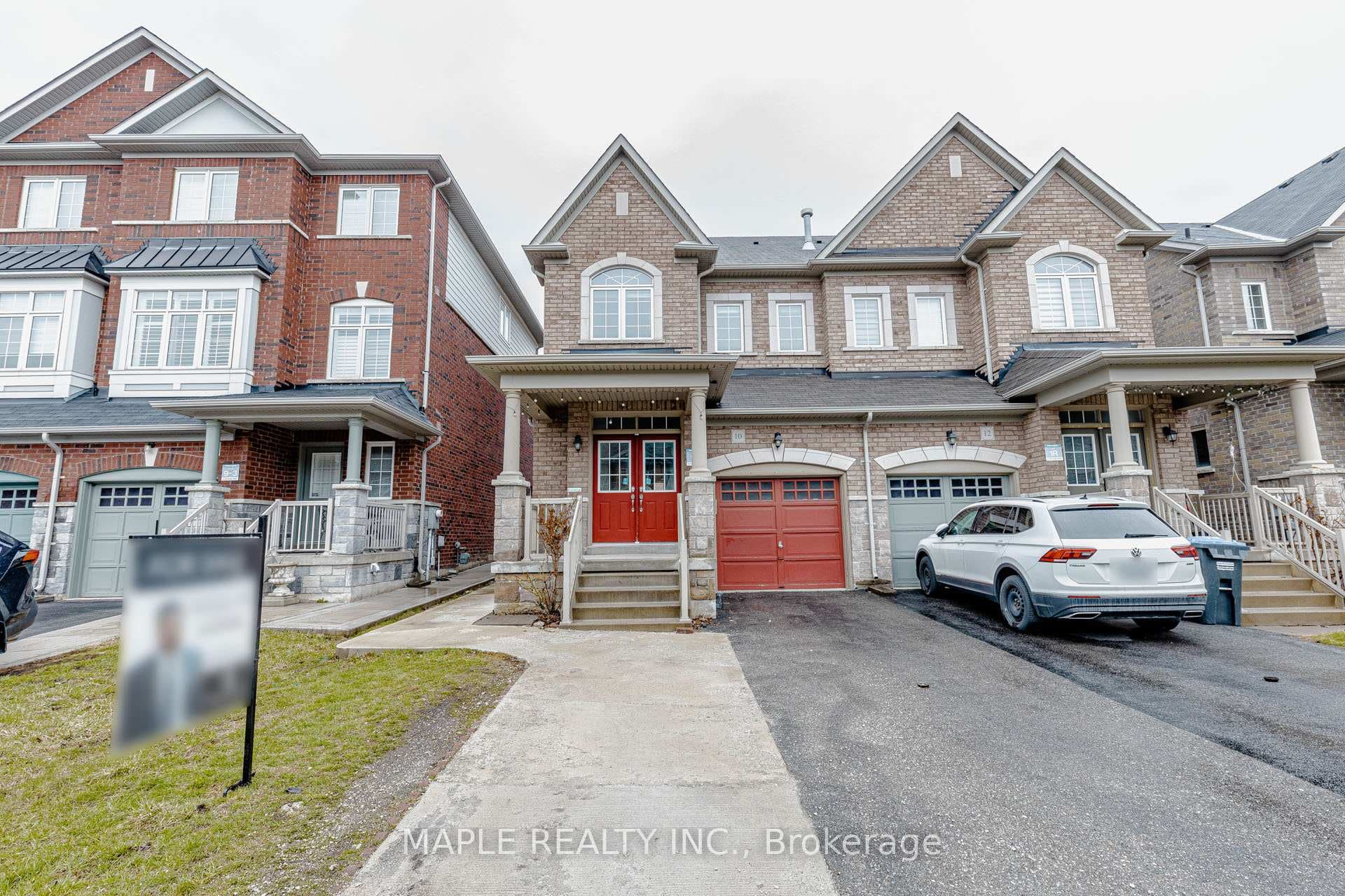 10 Eastlake Road - Semi-Detached photo 1 of 50 in Brampton, Ontario