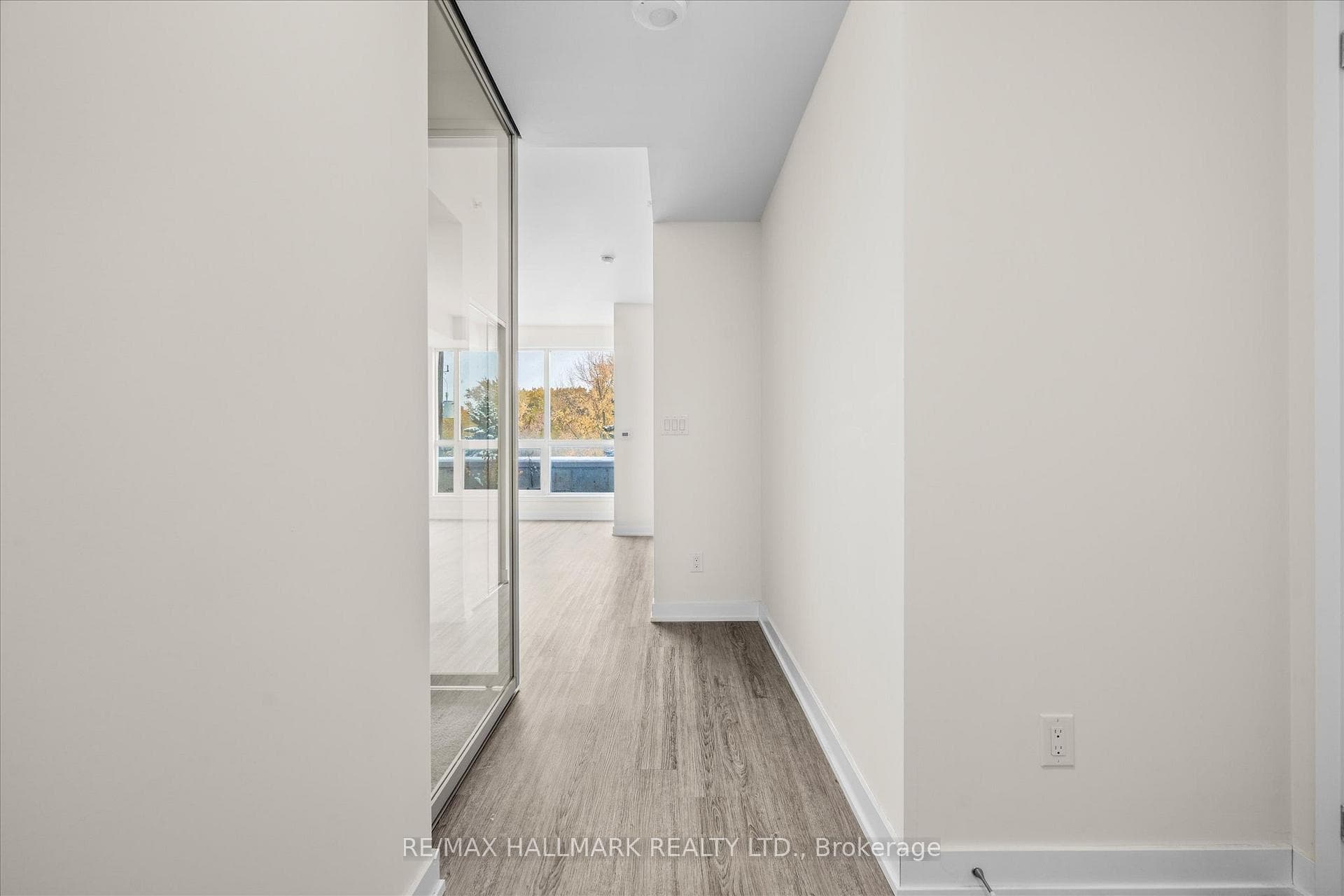 1350 Kingston Road Unit 215 - Condo photo 8 of 32 in Birch Cliff / Cliffside, Ontario