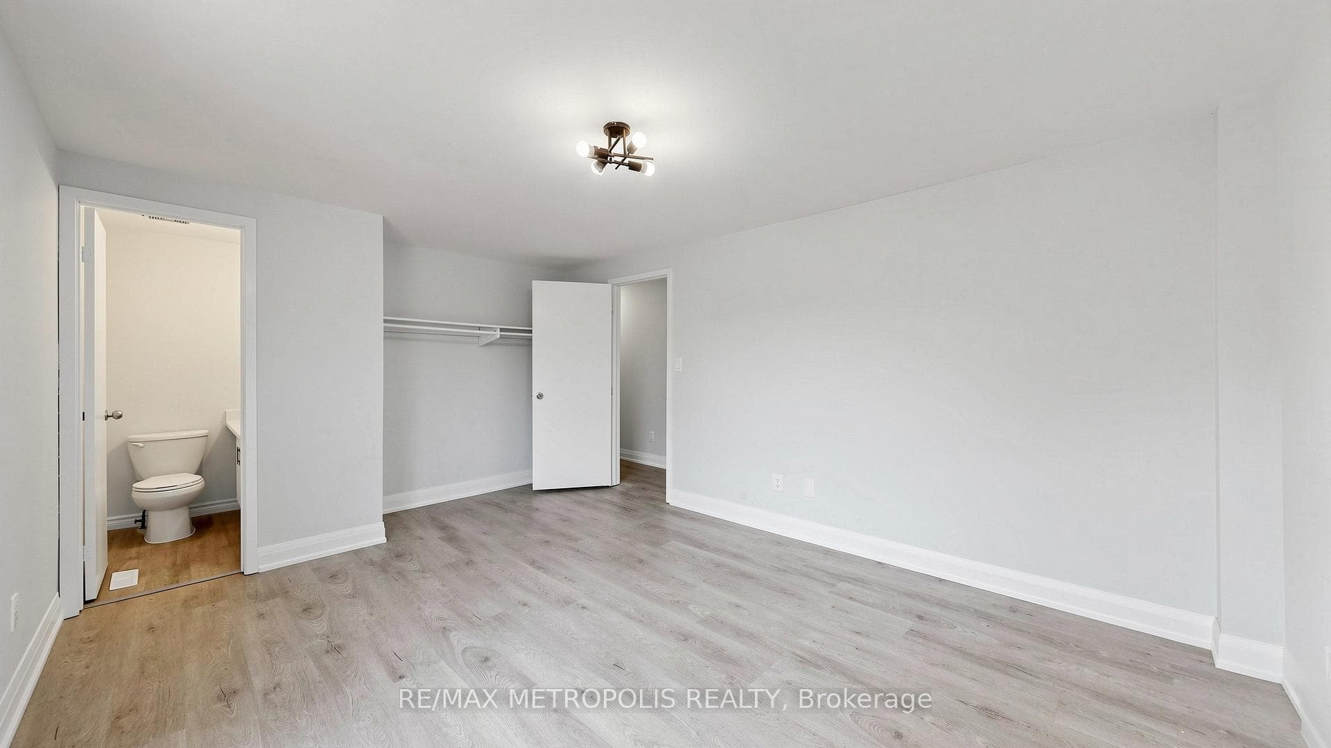 11 Livonia Place Unit 18 - Condo photo 25 of 50 in Scarborough (West Hill / Highland Creek), Ontario