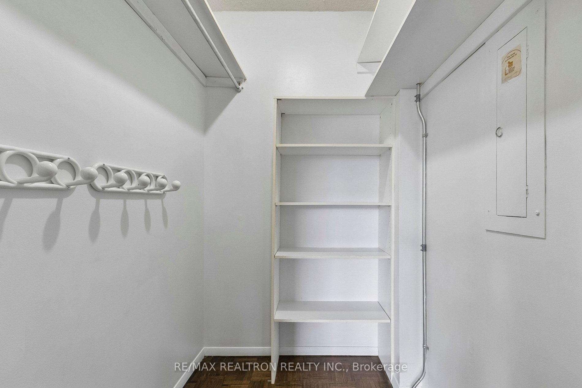 10 Fashion Roseway N/A Unit 306 - Condo photo 28 of 32 in Willowdale / Newtonbrook, Ontario
