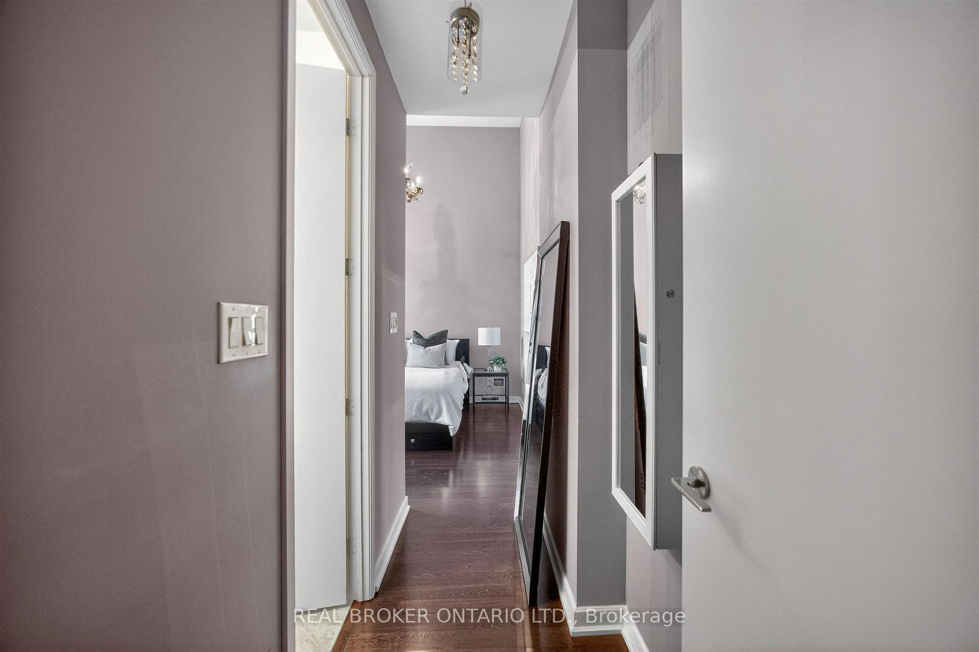 380 Macpherson Avenue Unit 209 - Condo photo 26 of 49 in Annex / Yorkville / Summerhill, Ontario