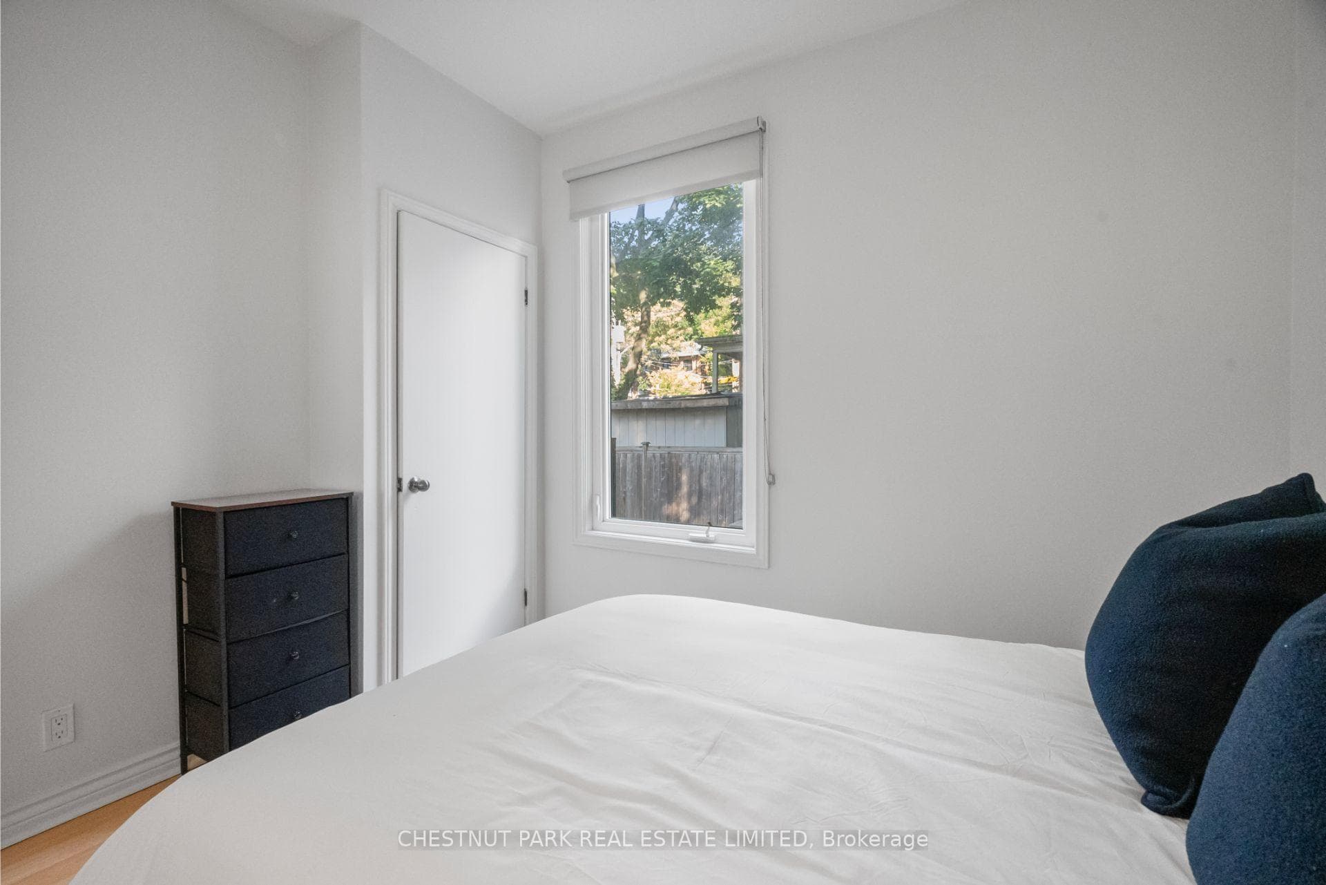 371 Howland Avenue - Multi-Family photo 14 of 41 in Annex / Yorkville / Summerhill, Ontario