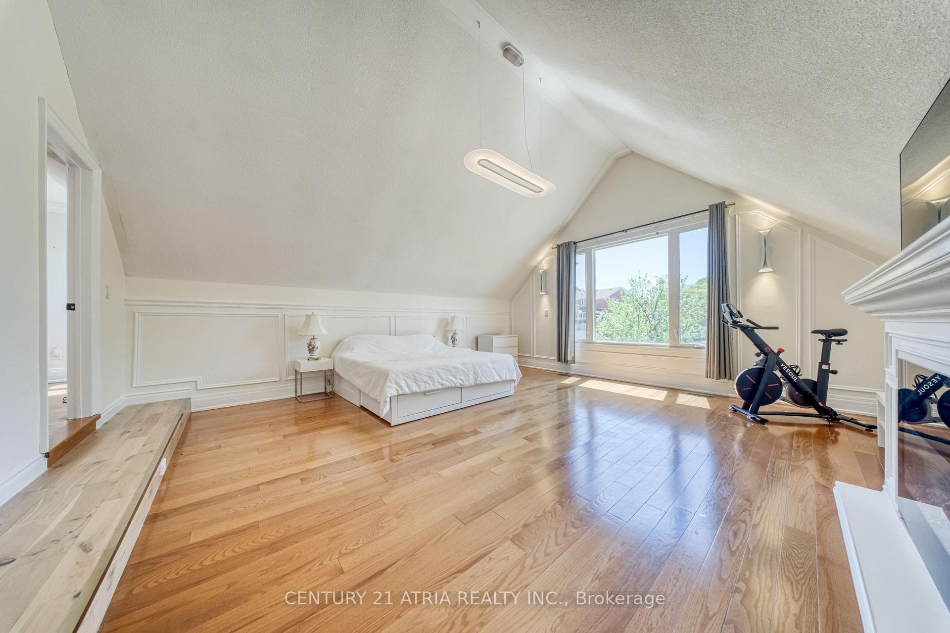 474 Hidden Trail N/A - Detached photo 22 of 47 in Thornhill / Willowdale, Ontario