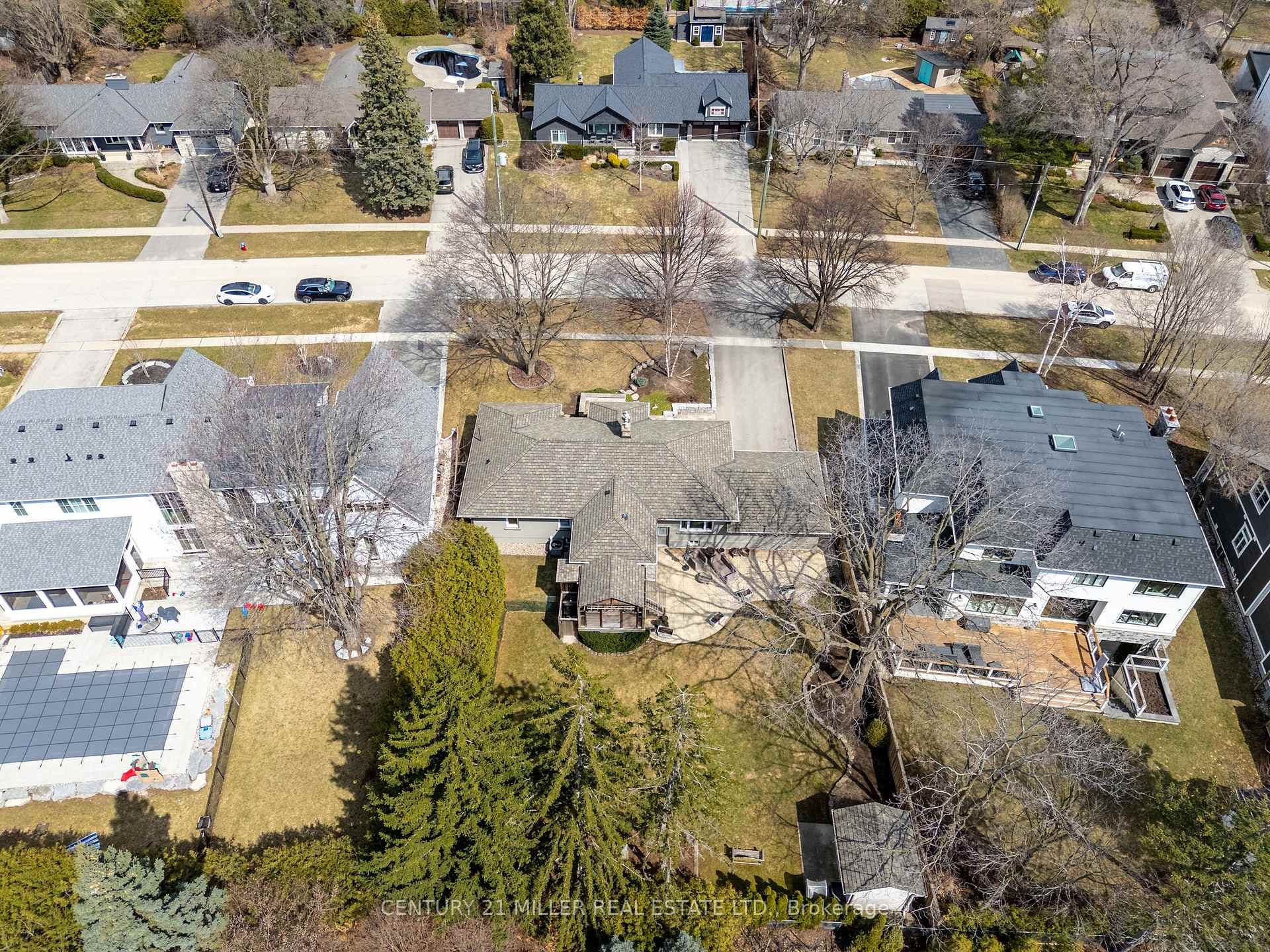 262 Oakwood Crescent - Detached photo 35 of 48 in Oakville, Ontario