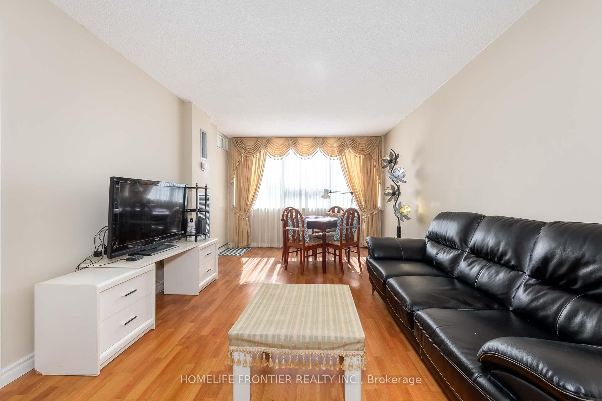 45 Silver Springs Boulevard Unit 706 - Condo photo 4 of 26 in Scarborough Village / Eglinton East, Ontario