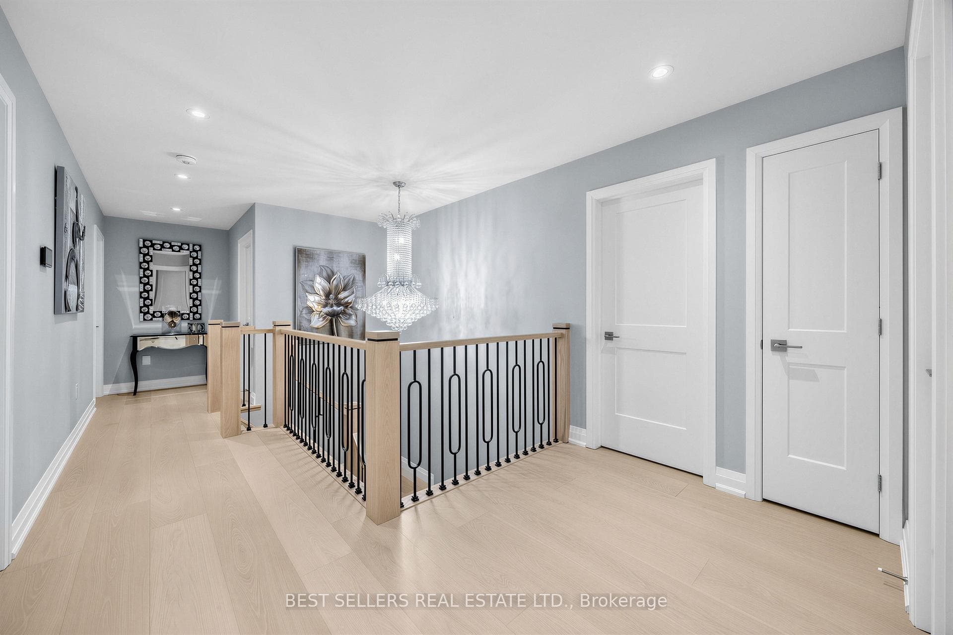 395 Klein Circle - Detached photo 15 of 38 in Hamilton, Ontario