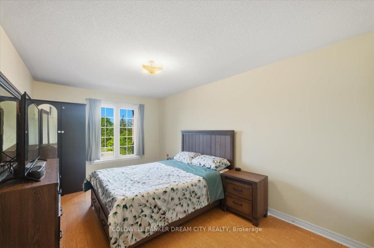 9738 Mclaughlin Road - Townhouse photo 27 of 45 in Brampton, Ontario
