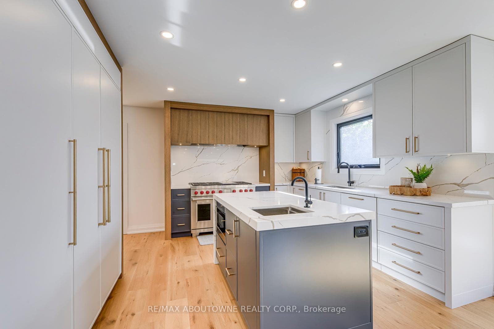 54 Deerview Avenue - Detached photo 16 of 50 in Hamilton, Ontario