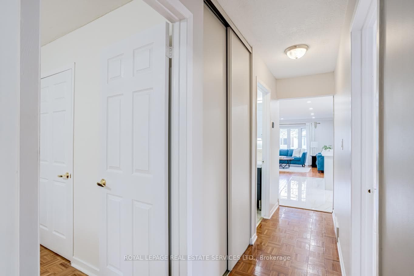 195 Cullum Court - Semi-Detached photo 18 of 43 in Burlington, Ontario