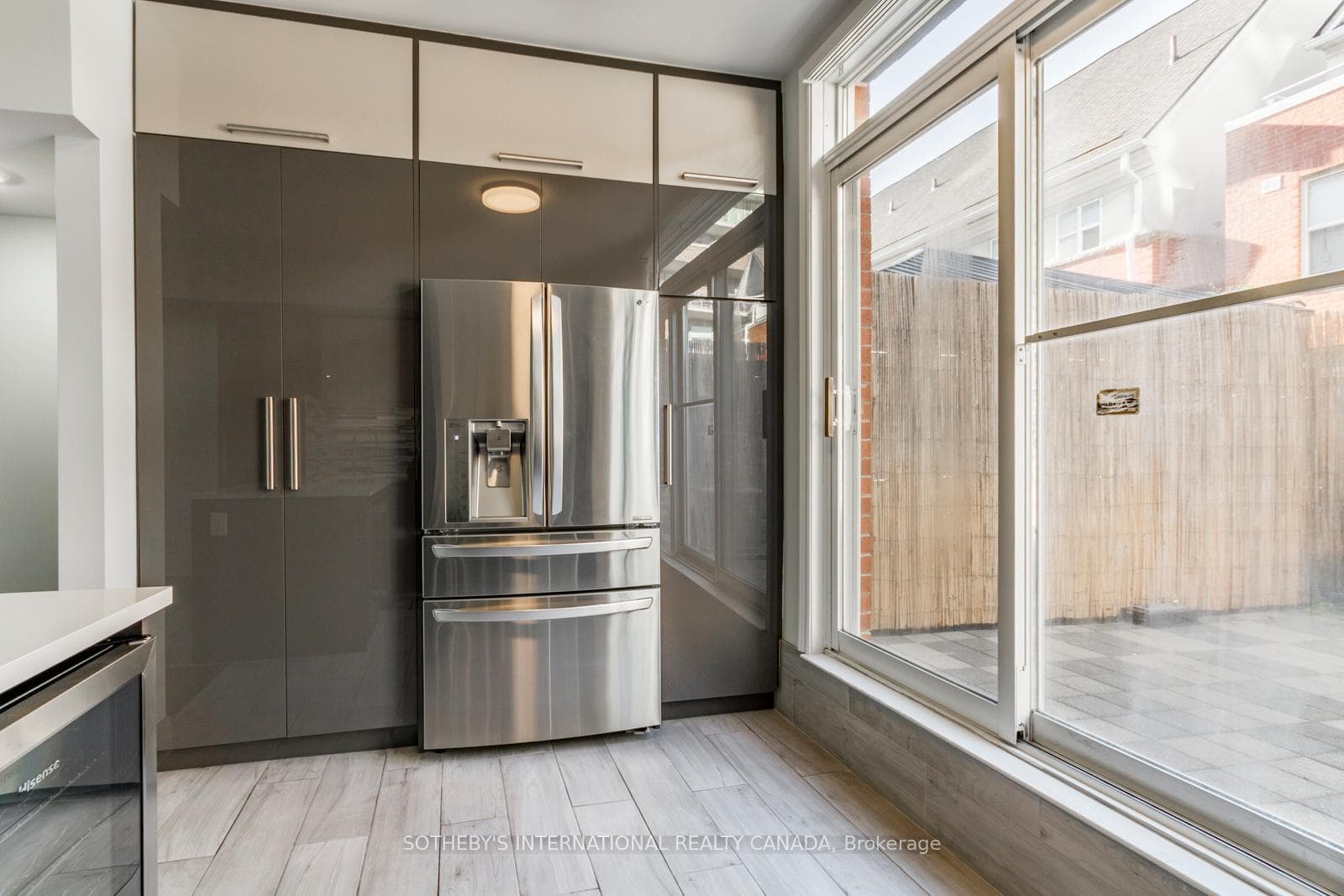 30 Michael Power Place - Condo photo 22 of 49 in Etobicoke (Islington / Rexdale), Ontario