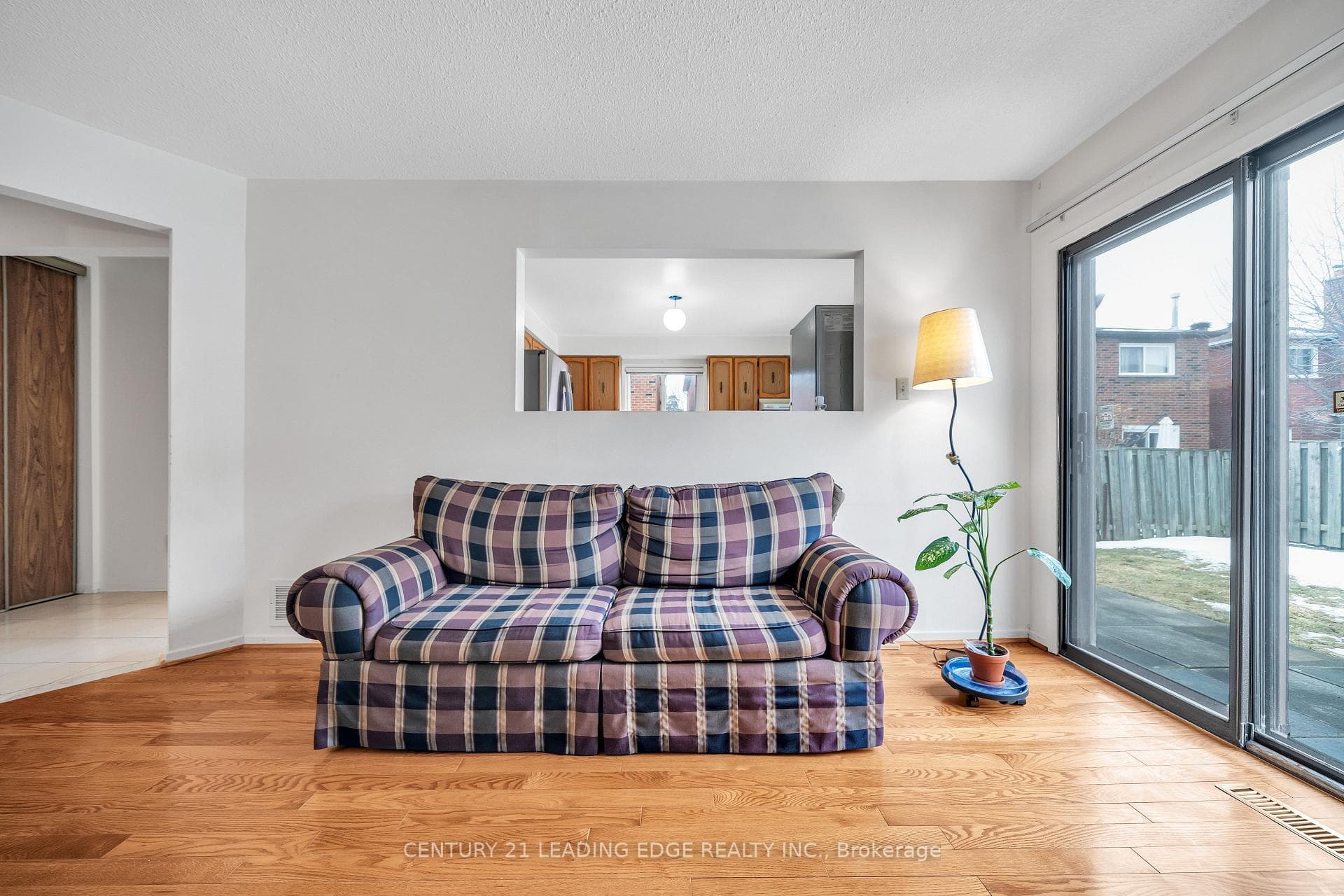 4 Treerun Avenue - Detached photo 23 of 38 in Scarborough Village / Eglinton East, Ontario