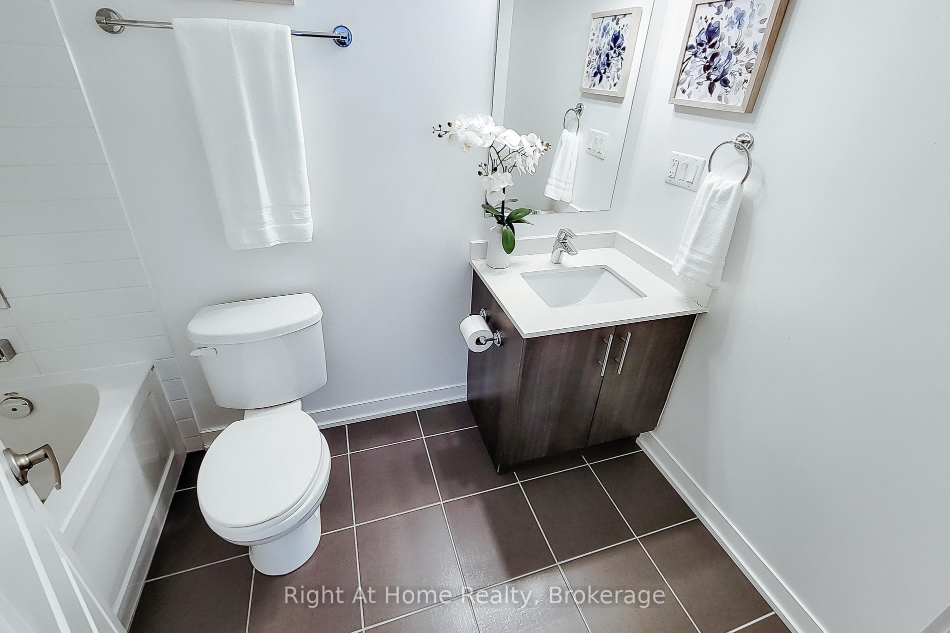1284 Guelph Line Unit 318 - Condo photo 28 of 38 in Burlington, Ontario