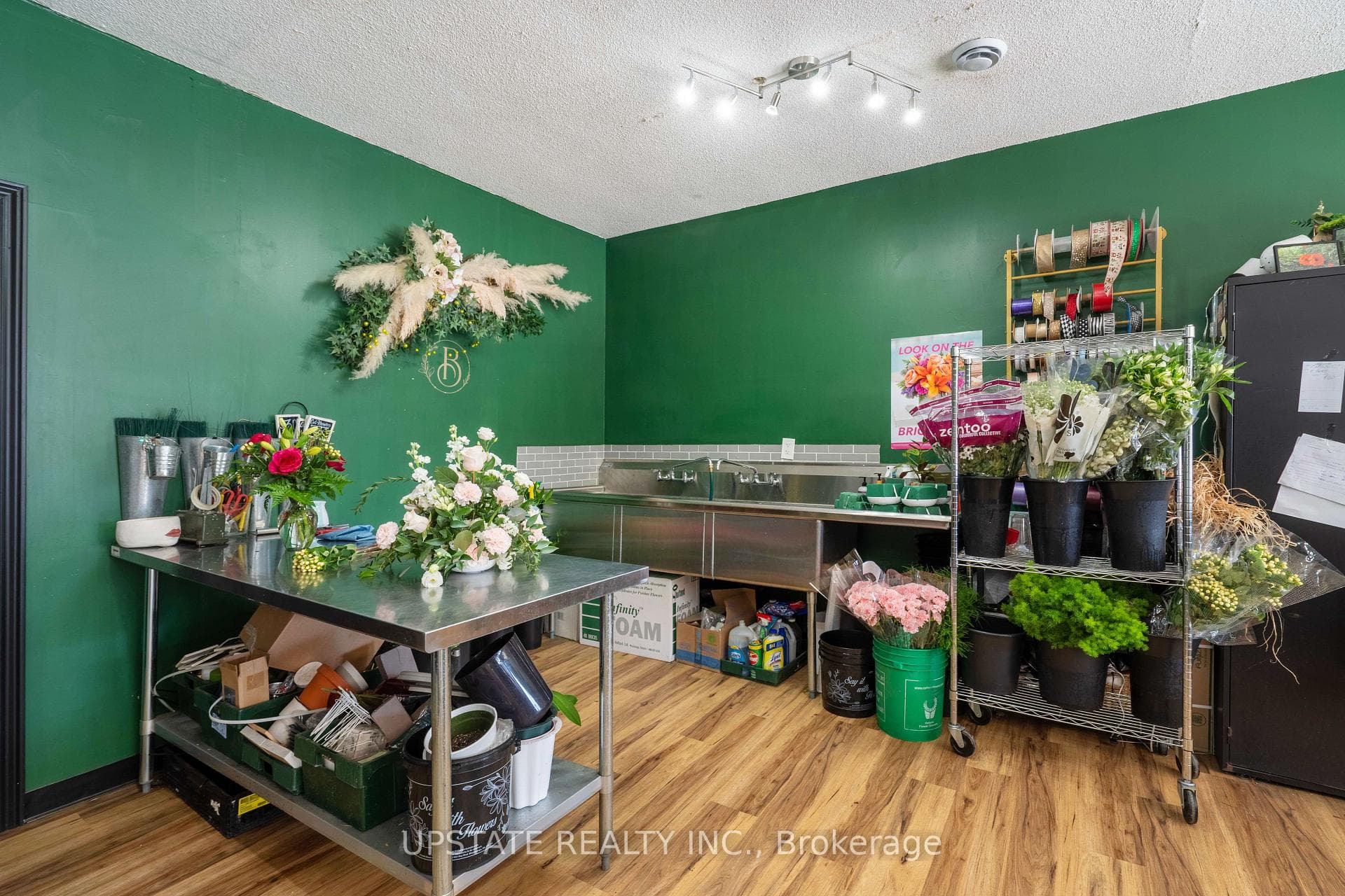 1760 Upper James Street Unit 4 - Commercial photo 15 of 23 in Hamilton, Ontario