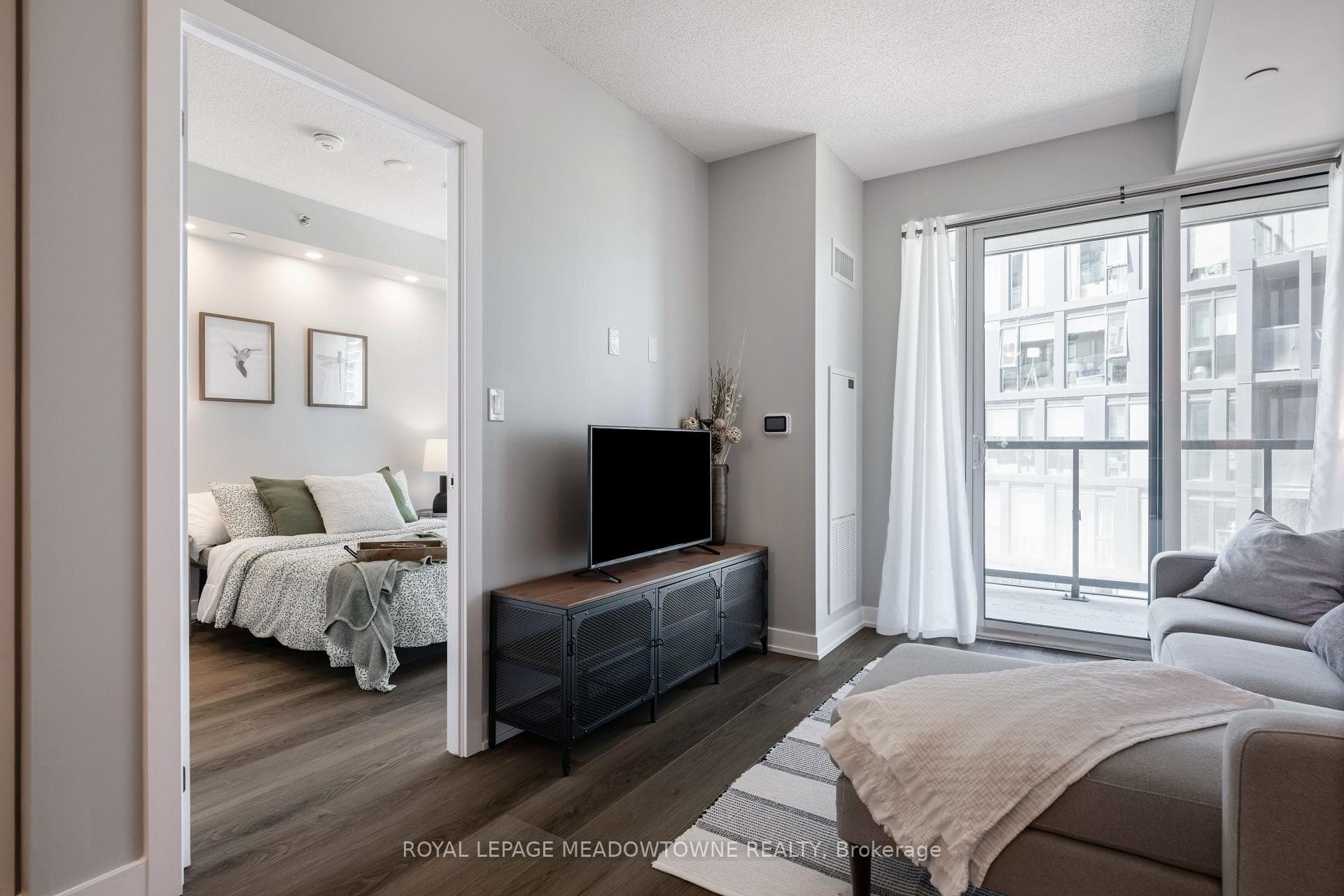 3200 Dakota Common Unit B602 - Condo photo 13 of 31 in Burlington, Ontario