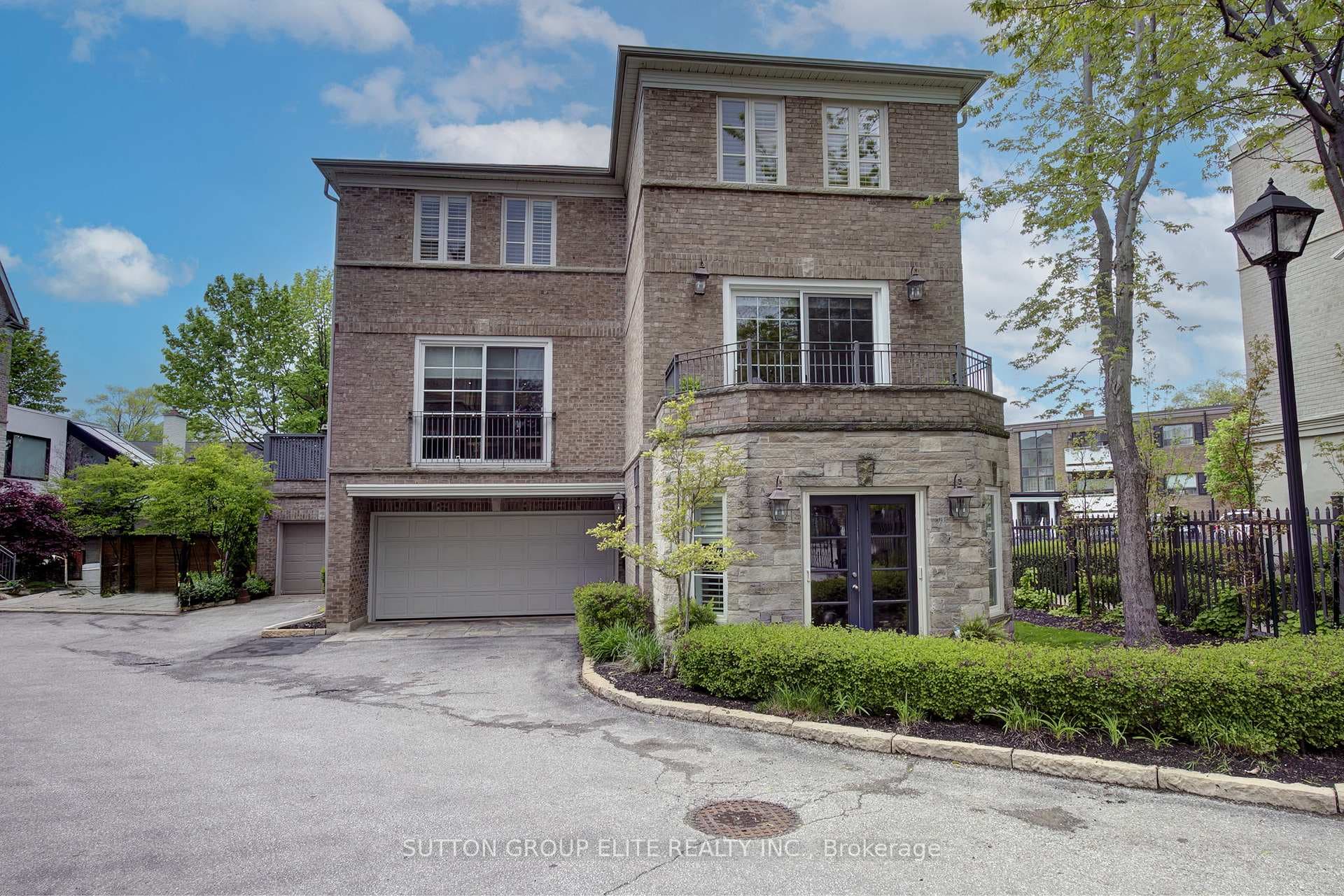 16 Nautical Lane - Condo photo 4 of 50 in Liberty Village / Parkdale / South Parkdale, Ontario