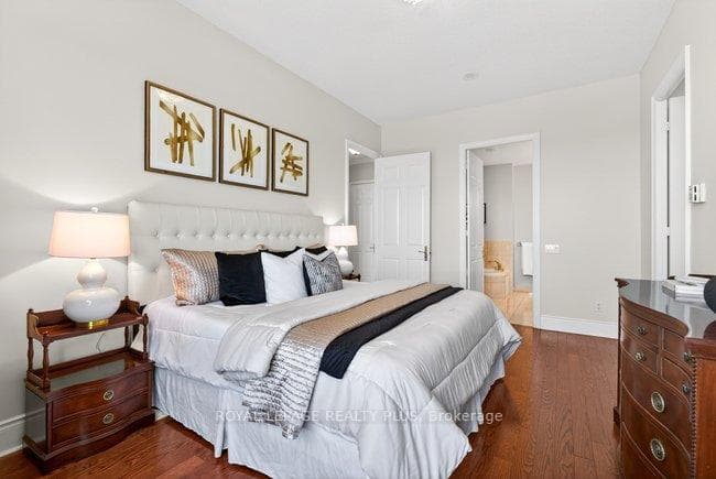 35 Kingsbridge Garden Circle Unit TPH4 - Condo photo 27 of 50 in Mississauga, Ontario